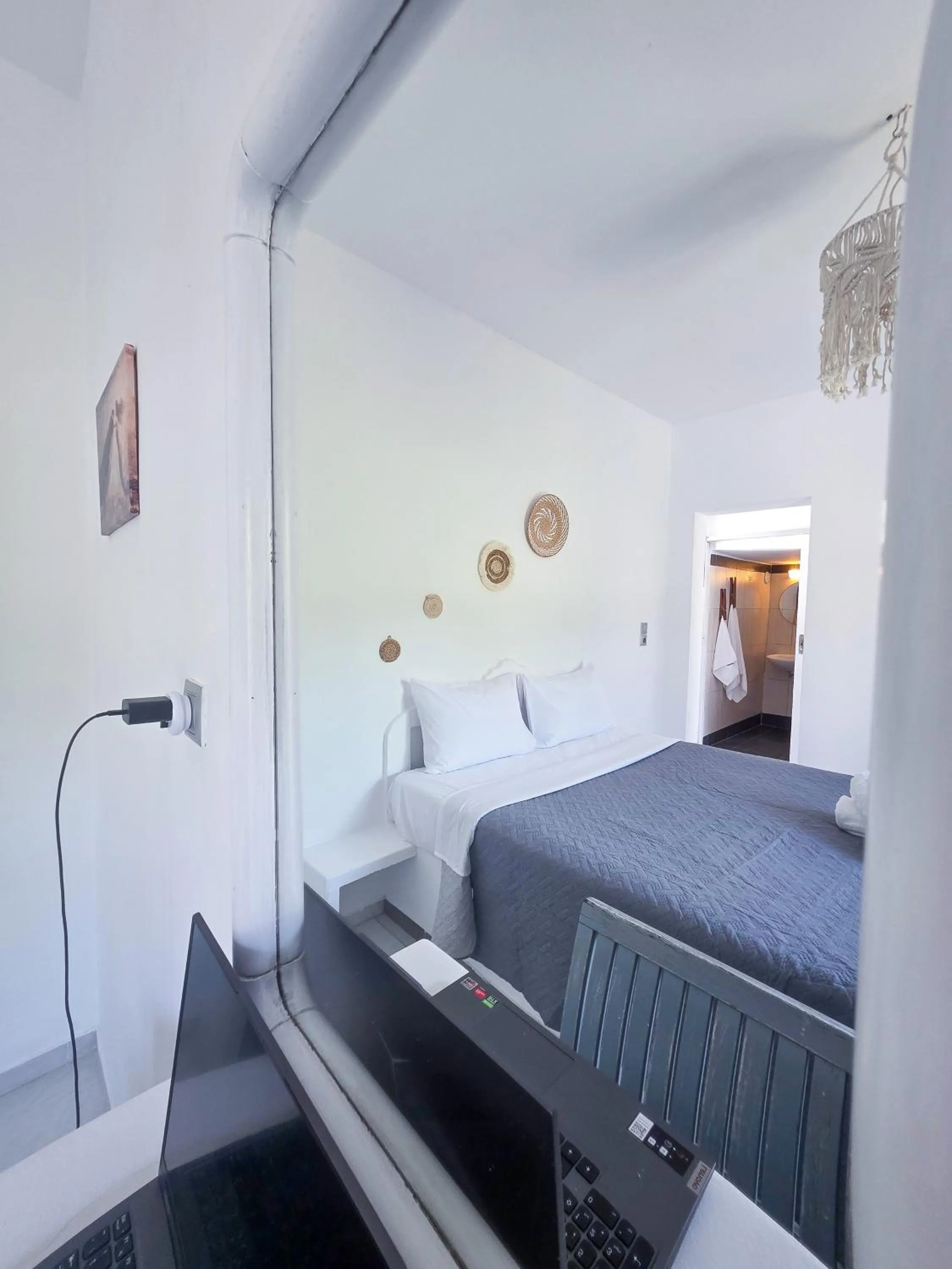 Large Double Room in Calypso Heaven