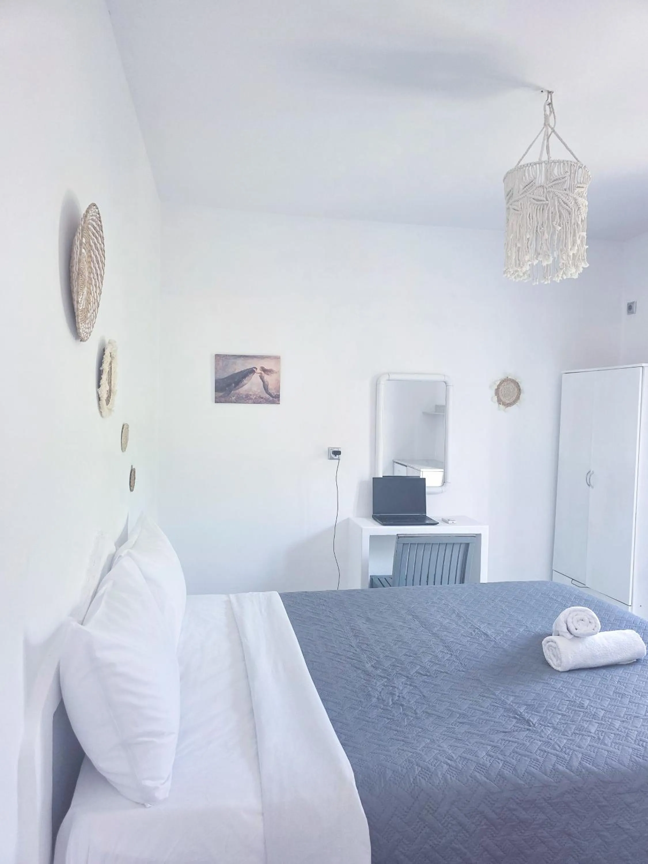 Large Double Room in Calypso Heaven