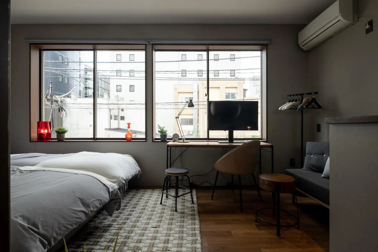 Bedroom, Bed in Good Neighbors