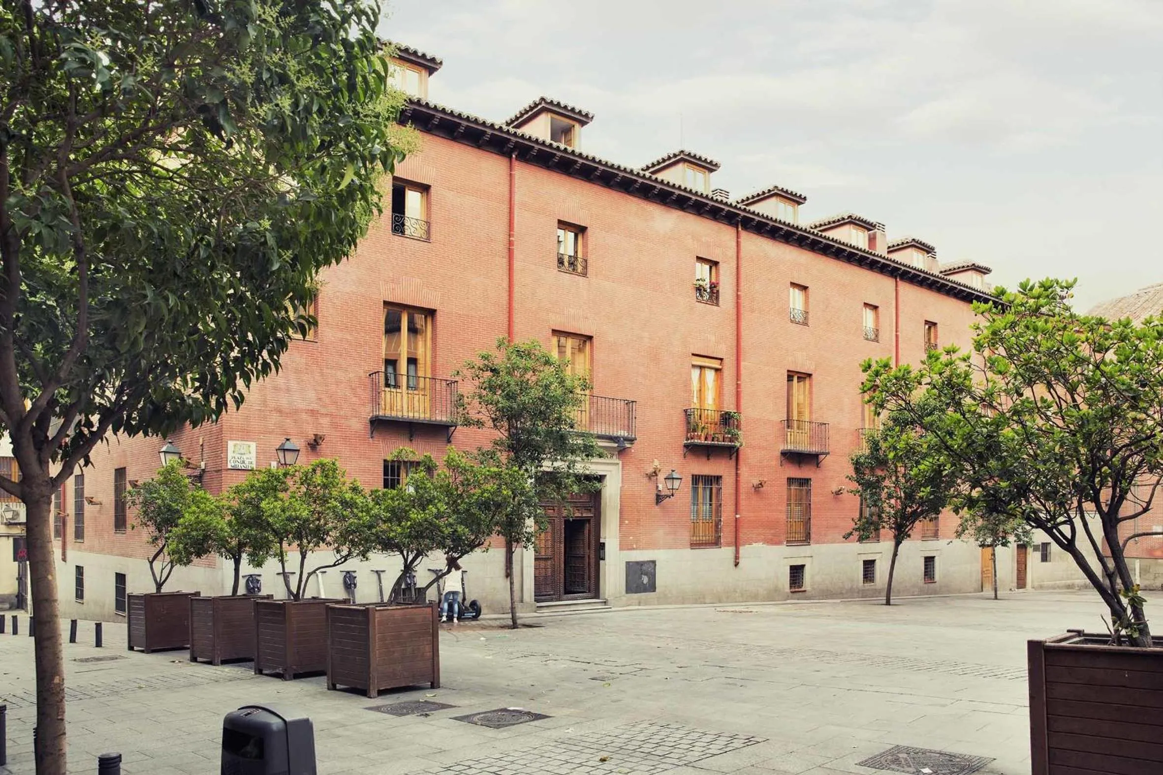 Facade/entrance in Palacio Conde Miranda