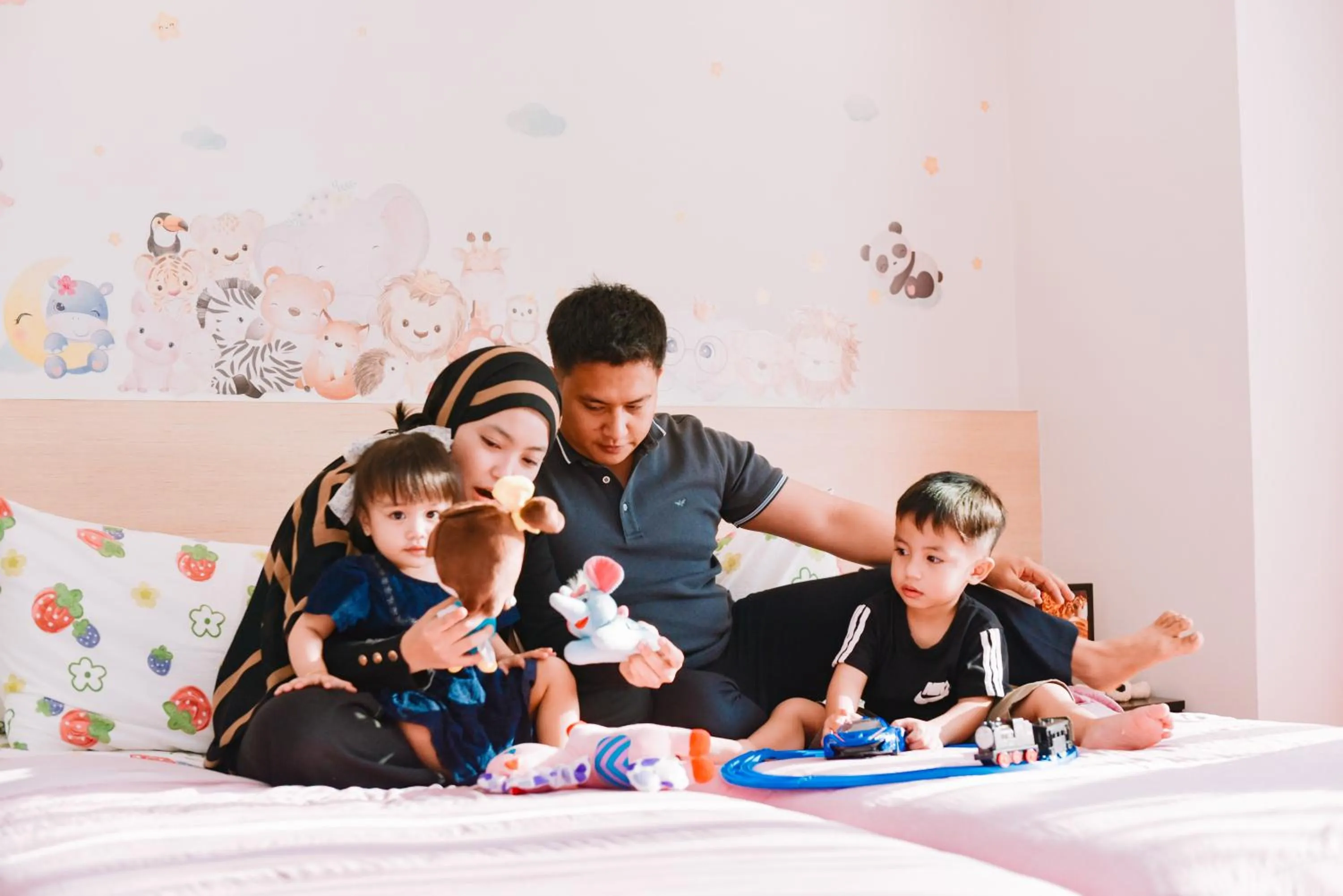 older children in ASIA MELAKA HOTEL managed by The Straits Hotel & Suites 马六甲亚逸酒店