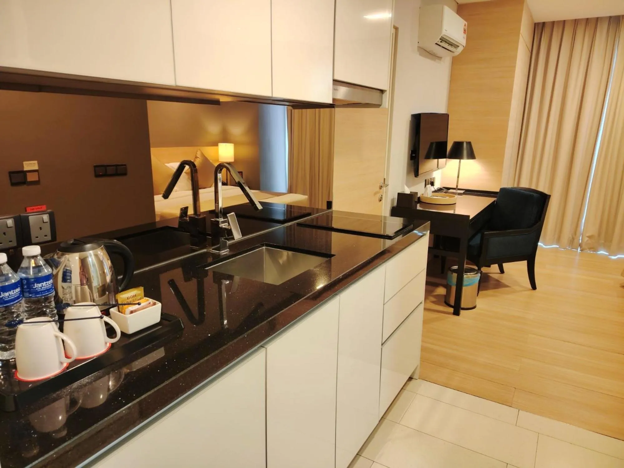 Coffee/tea facilities in ASIA MELAKA HOTEL managed by The Straits Hotel & Suites 马六甲亚逸酒店