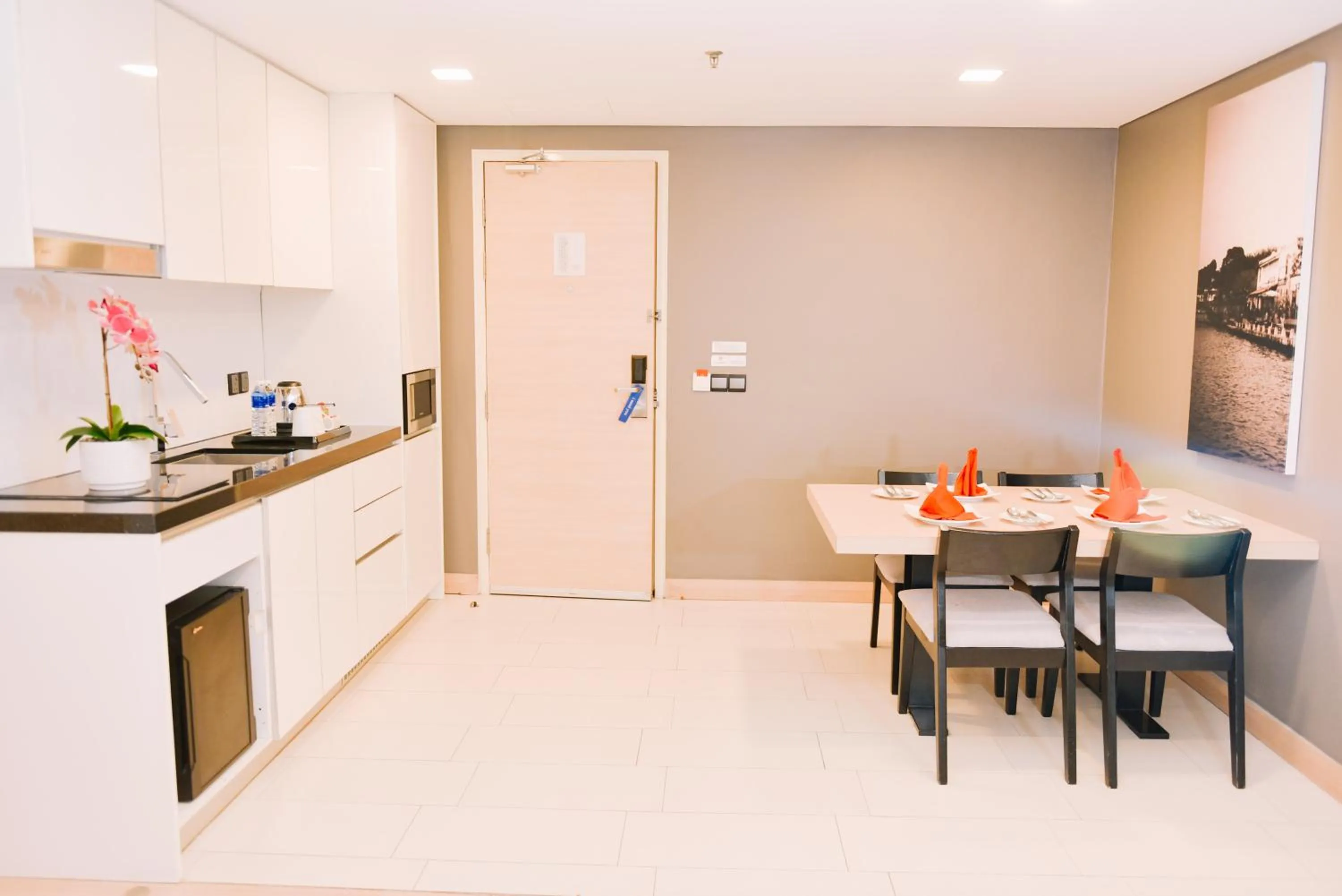 Dining area in ASIA MELAKA HOTEL managed by The Straits Hotel & Suites 马六甲亚逸酒店