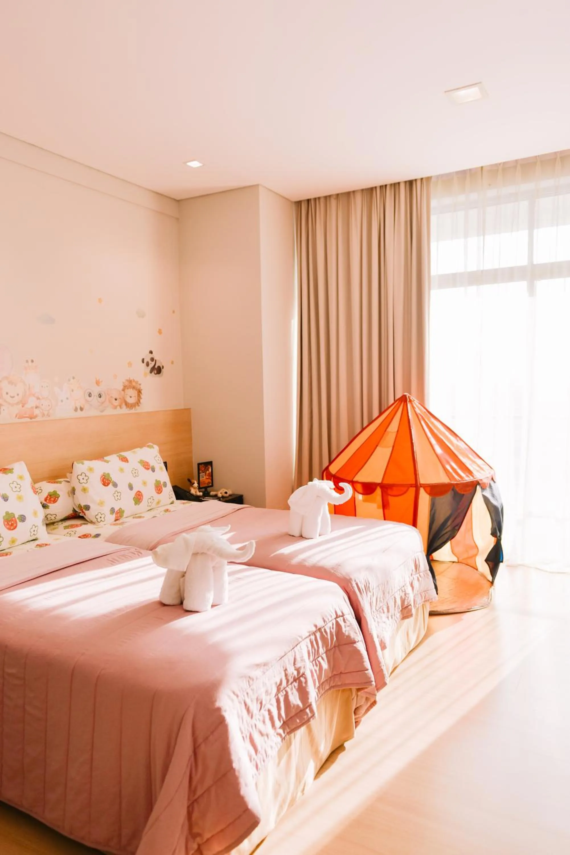 children, Bed in ASIA MELAKA HOTEL managed by The Straits Hotel & Suites 马六甲亚逸酒店