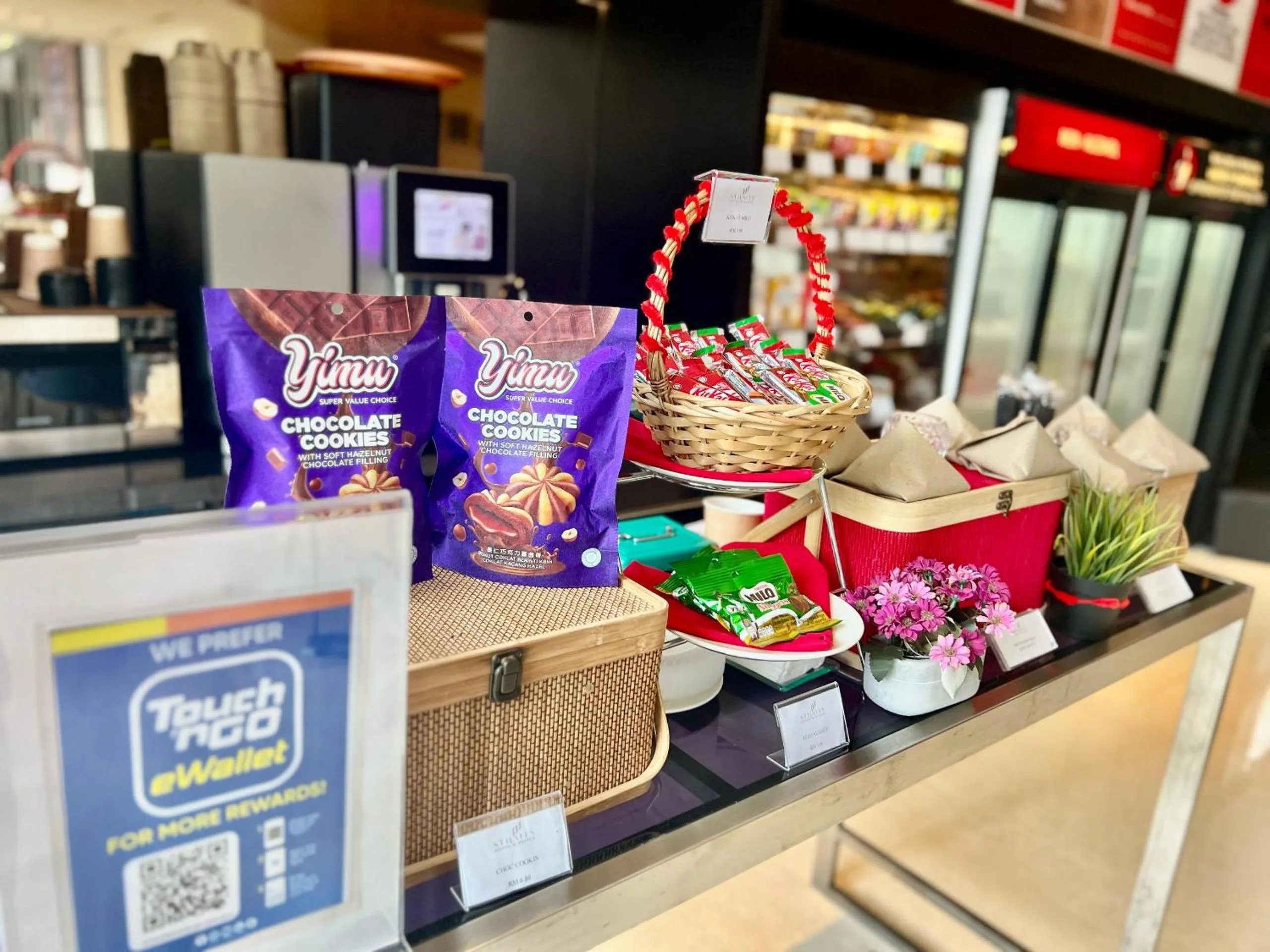 Food and drinks in ASIA MELAKA HOTEL managed by The Straits Hotel & Suites 马六甲亚逸酒店