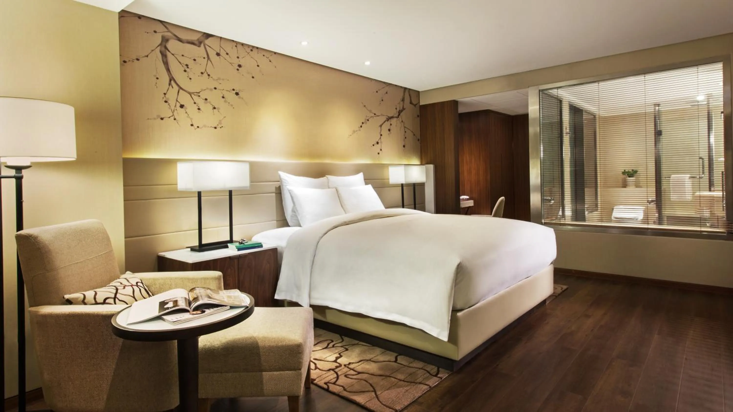 Bed in Marriott Executive Apartments Tianjin TEDA