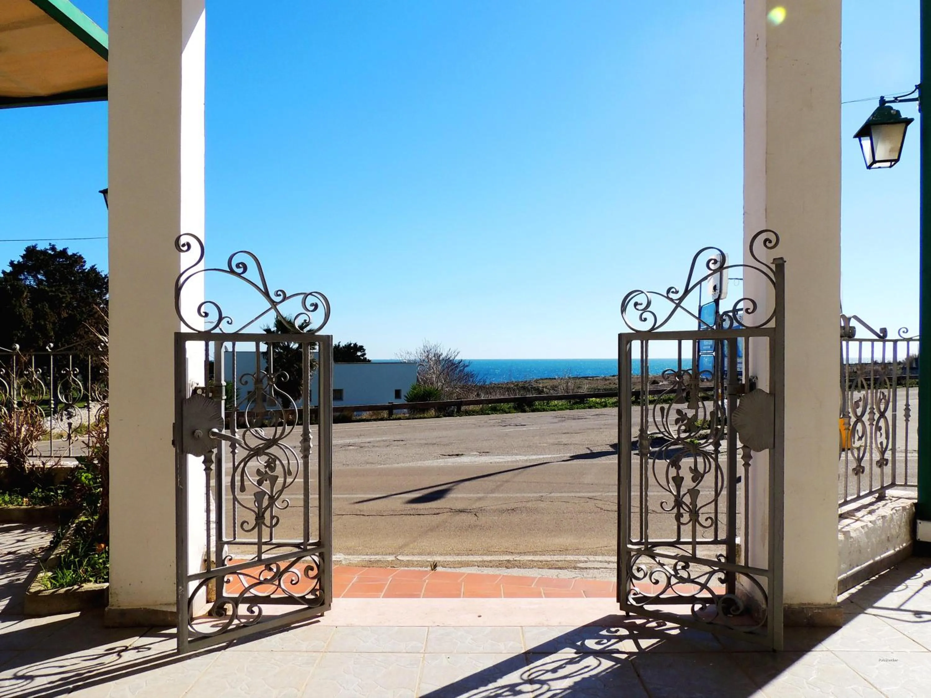 Facade/entrance in Hotel Porto Badisco
