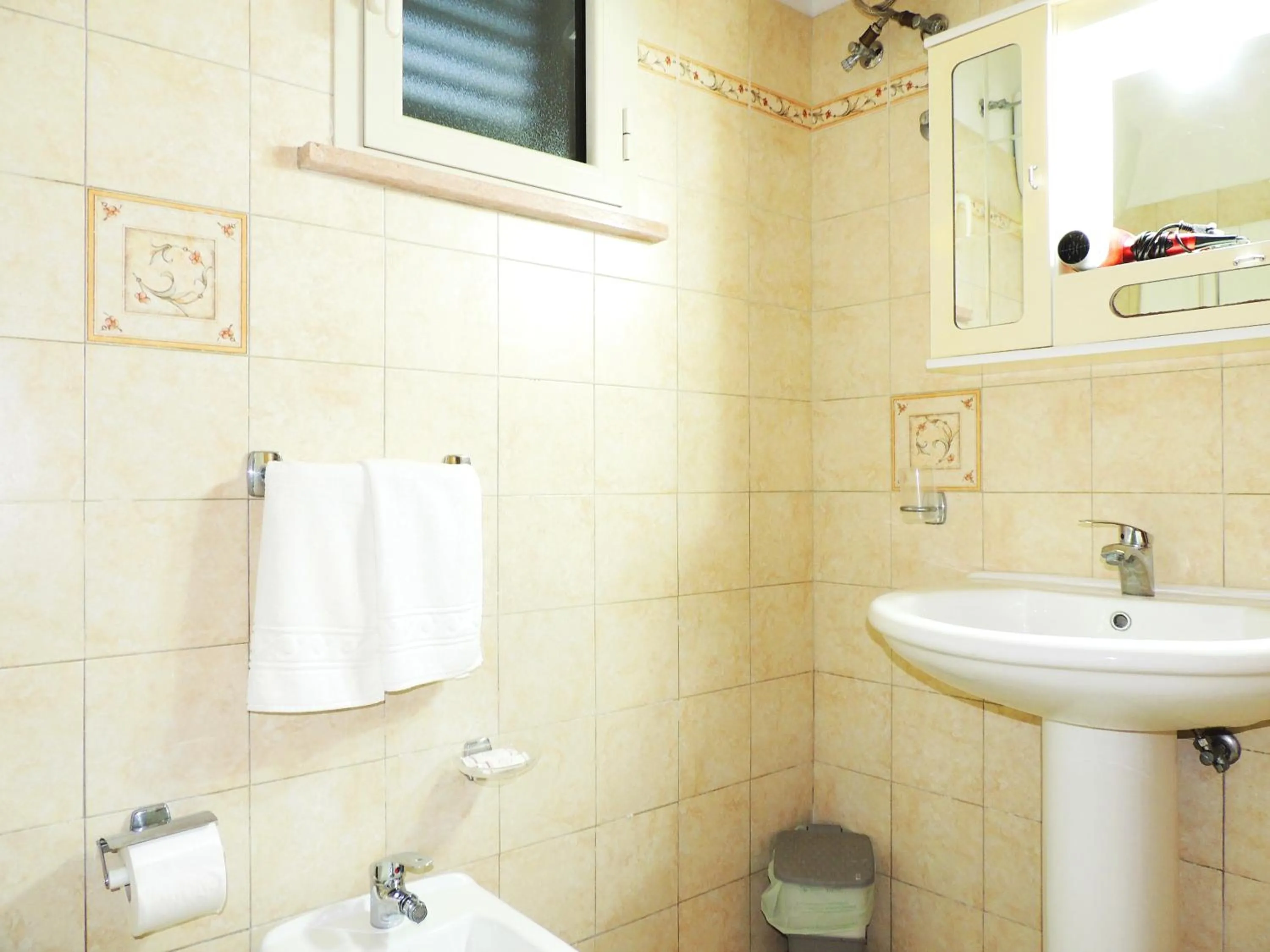 Bathroom in Hotel Porto Badisco