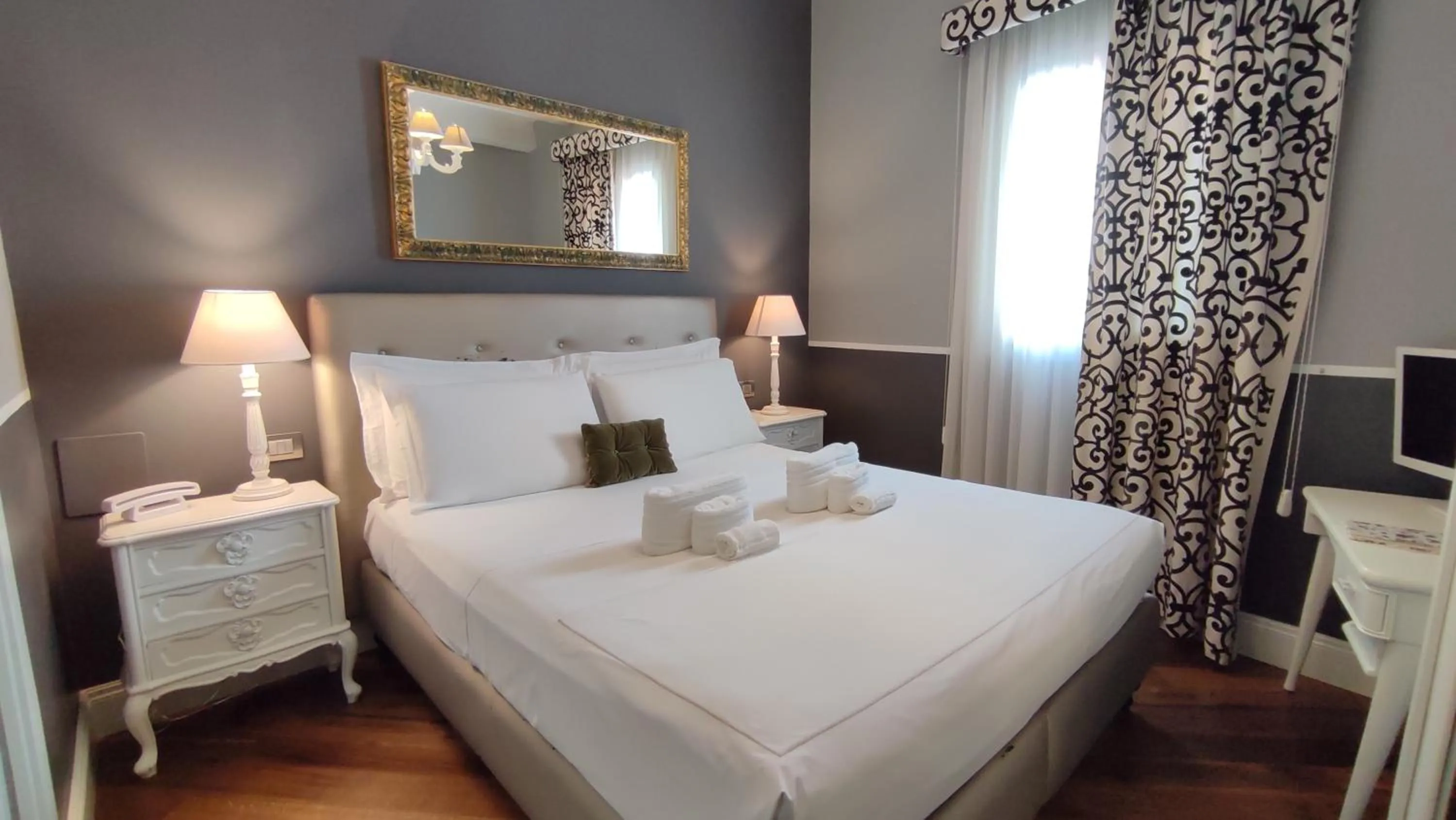 Bed in Dimora Bellini by Hotel Bellini sas