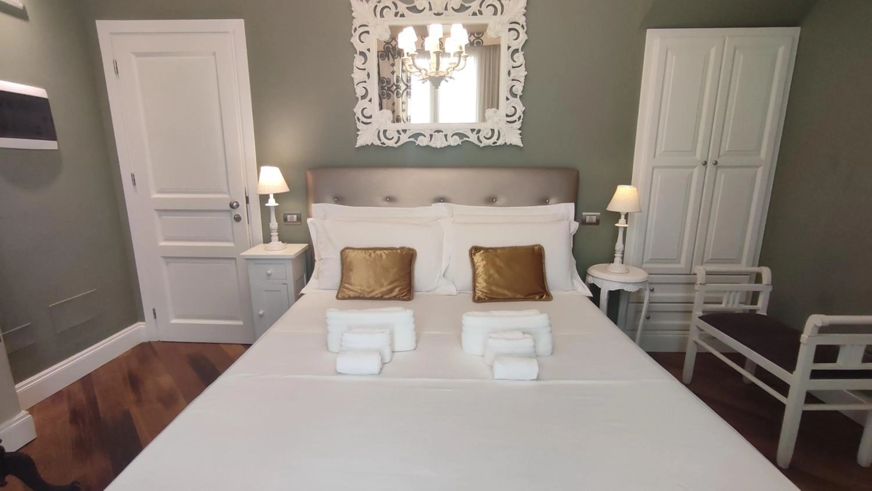 Bed in Dimora Bellini by Hotel Bellini sas