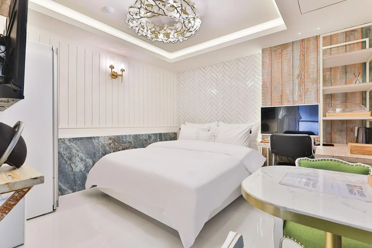 Bed in 2월 호텔 리버사이드 경산점