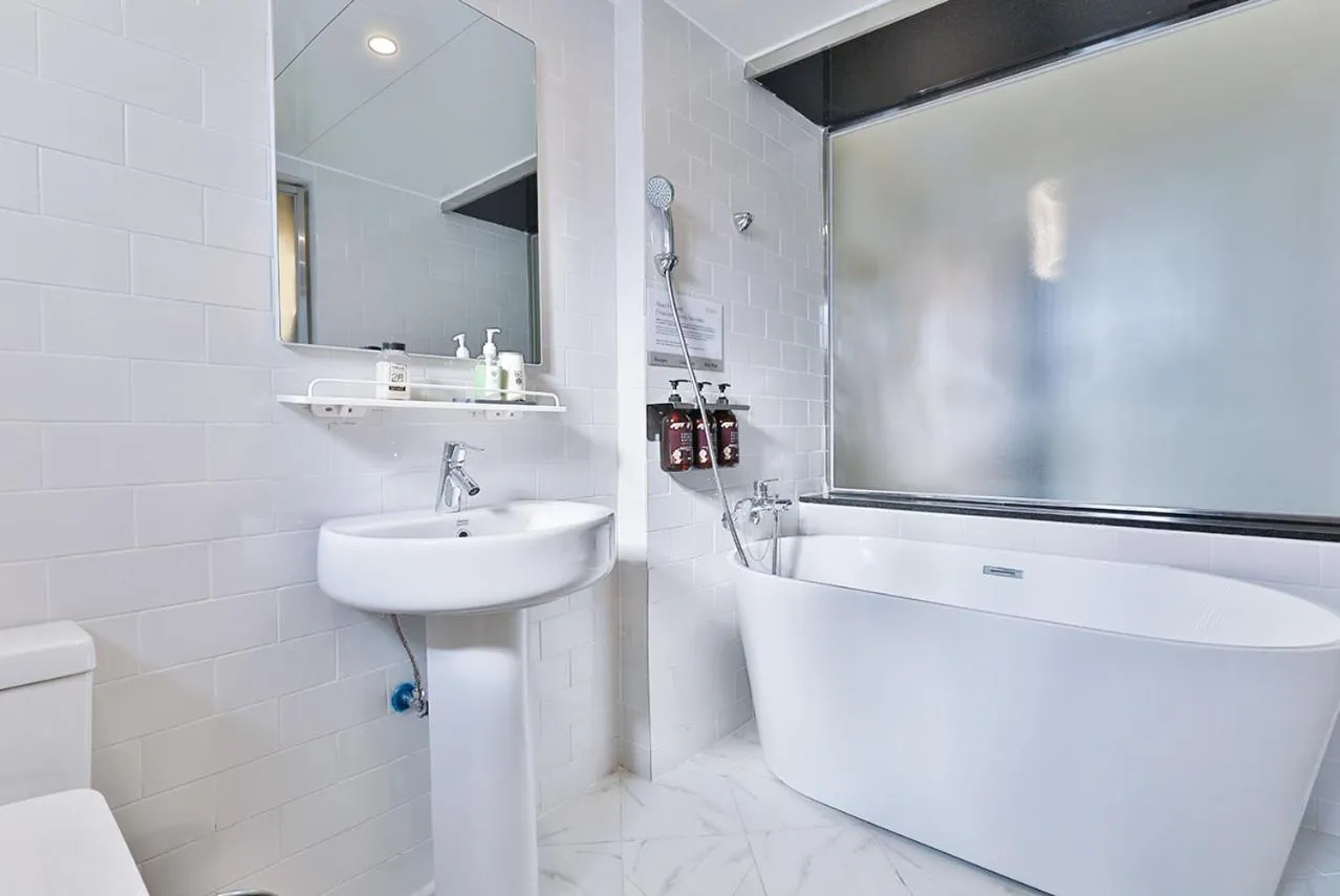 Bath in 2월 호텔 리버사이드 경산점