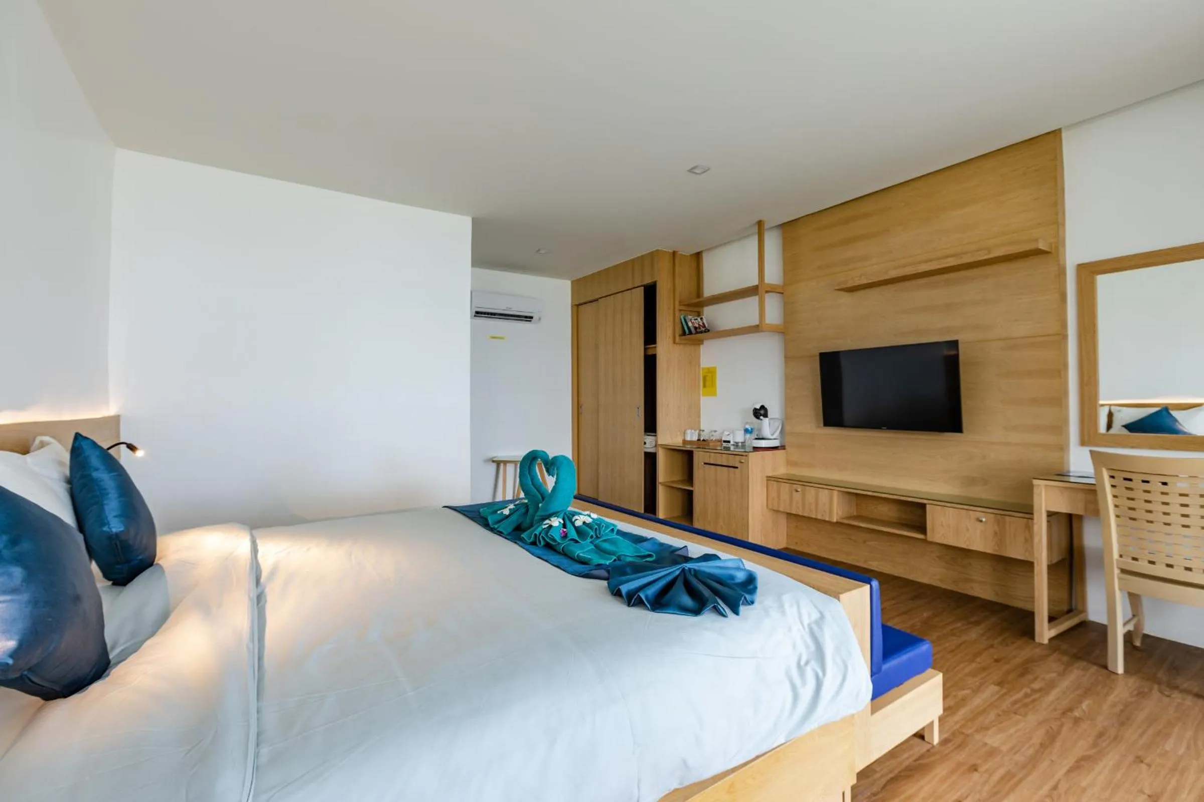 Bed in Paradise Resort Phi Phi