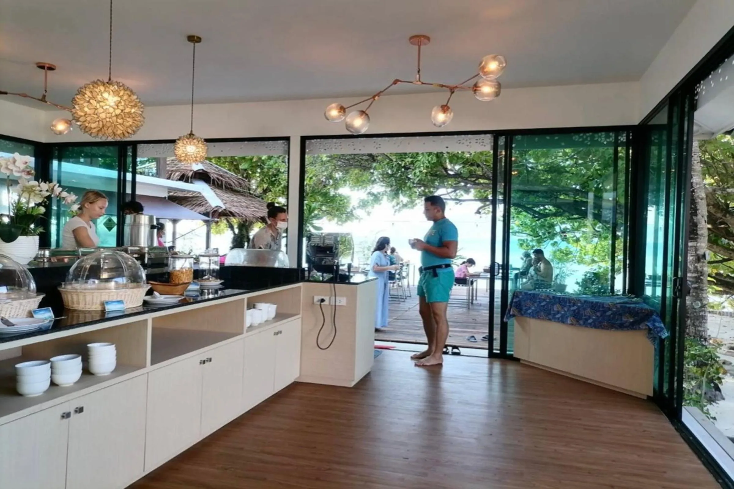 Restaurant/places to eat in Paradise Resort Phi Phi