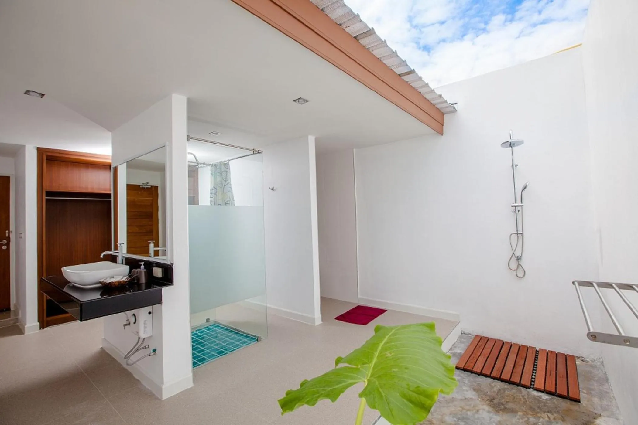 Shower in Paradise Resort Phi Phi