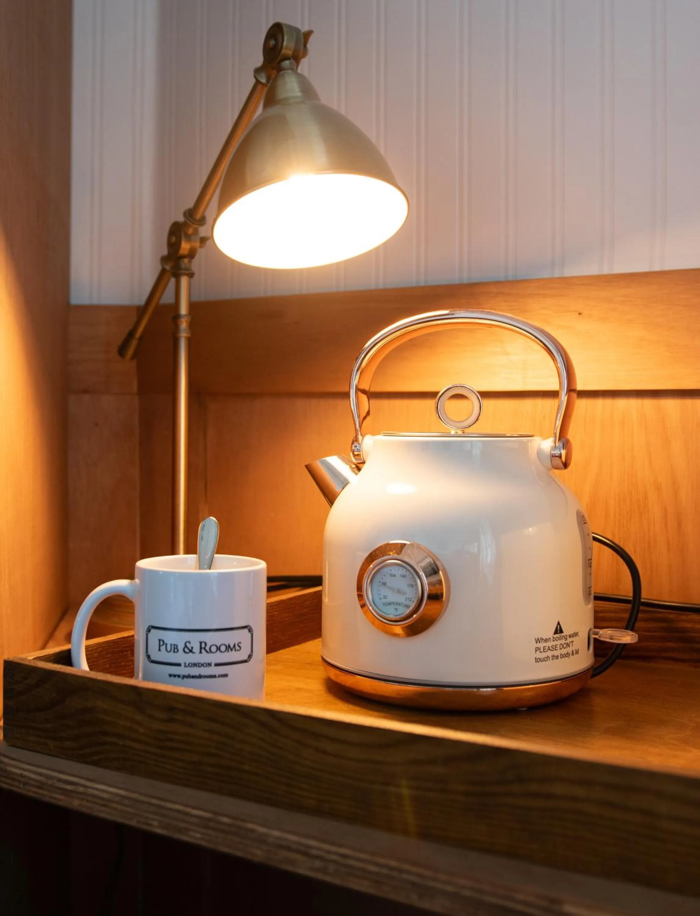 Coffee/tea facilities in The Old Farmhouse Pub and Rooms