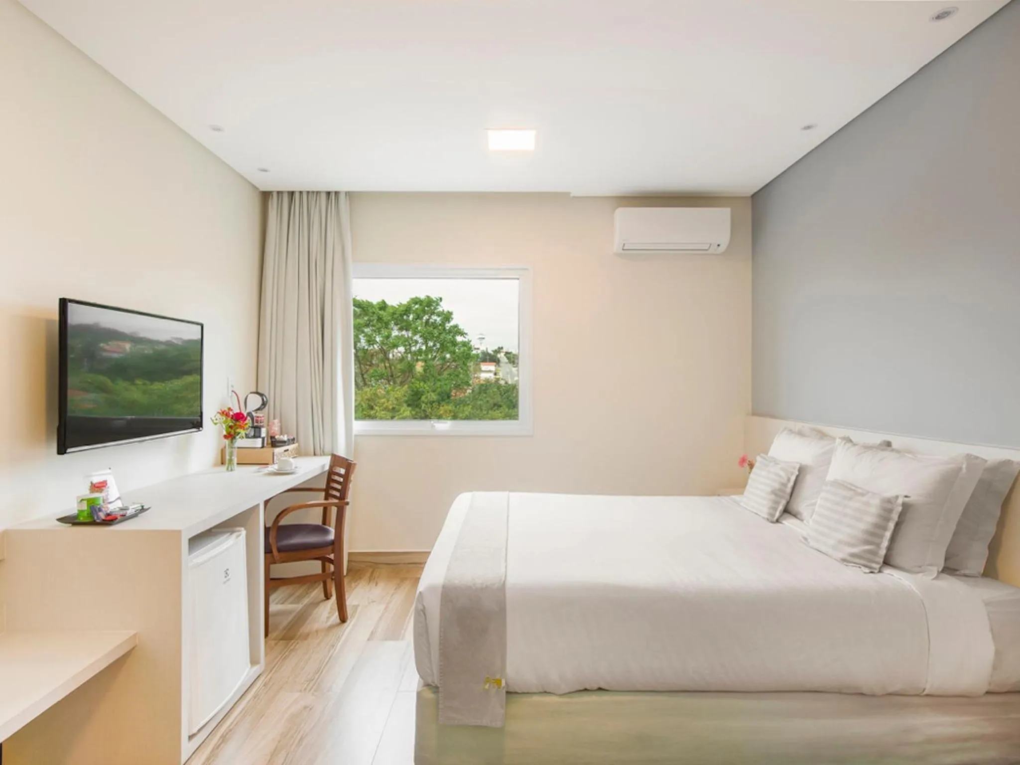 Bedroom, Bed in Vinhedo Plaza Hotel