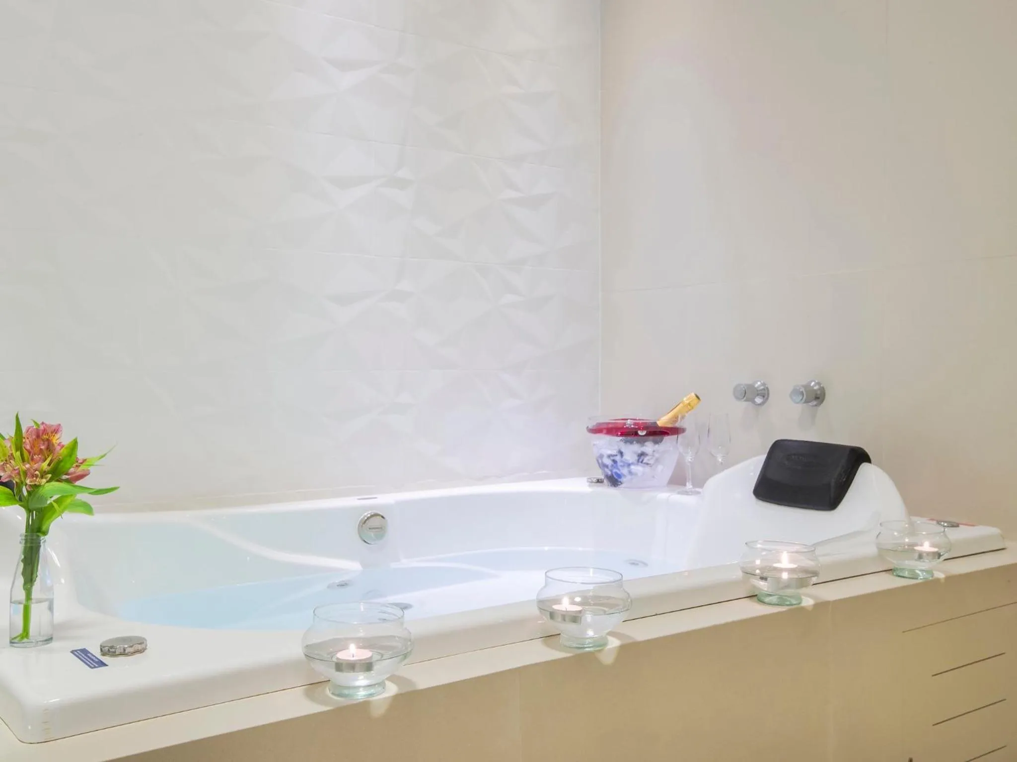 Bathroom in Vinhedo Plaza Hotel