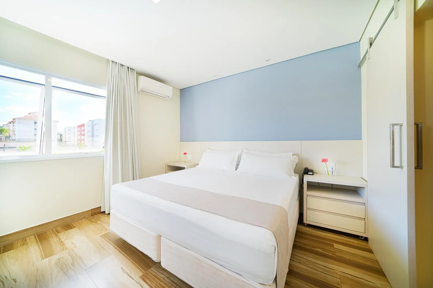 Photo of the whole room, Bed in Vinhedo Plaza Hotel