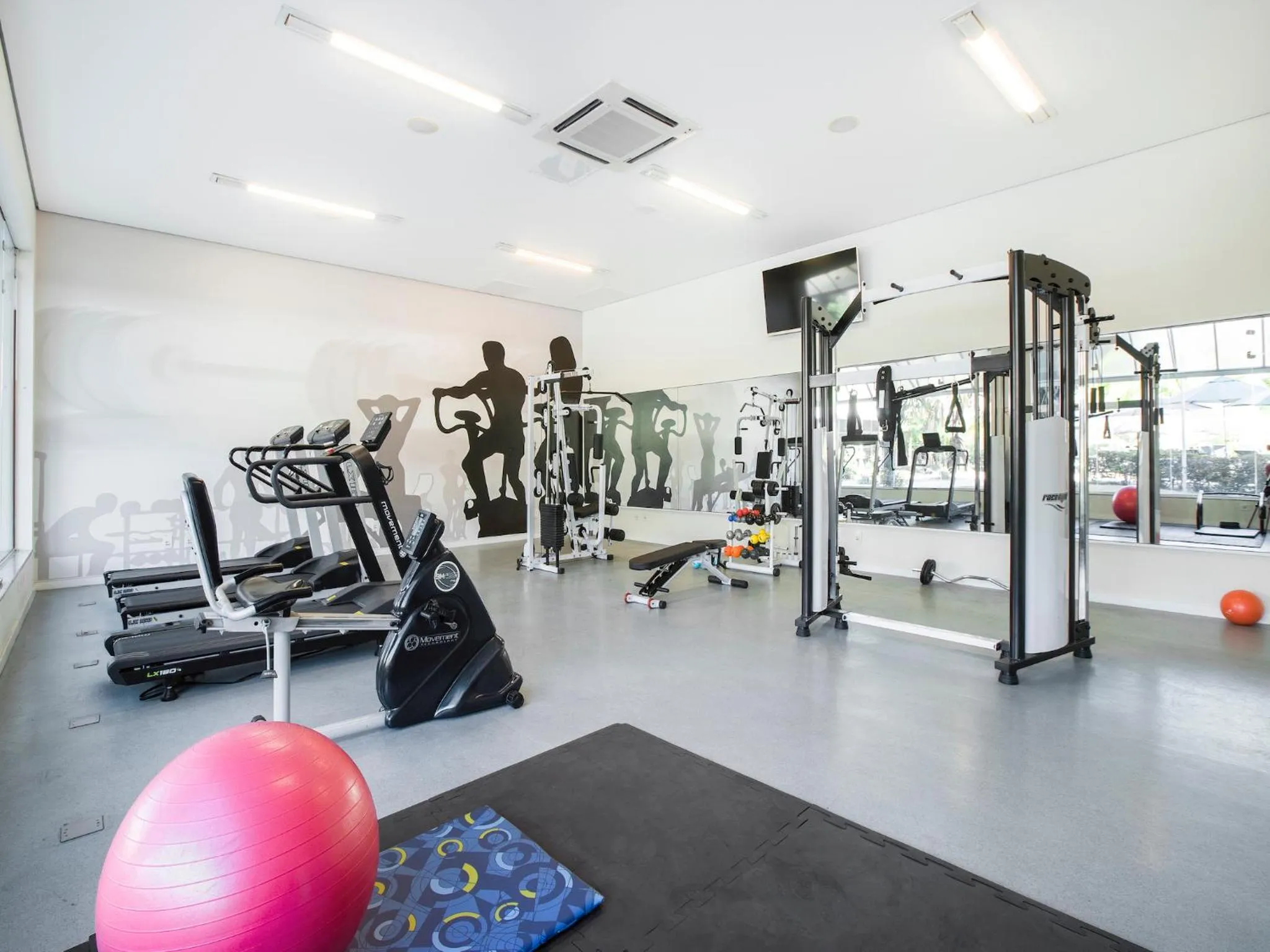 Fitness centre/facilities in Vinhedo Plaza Hotel