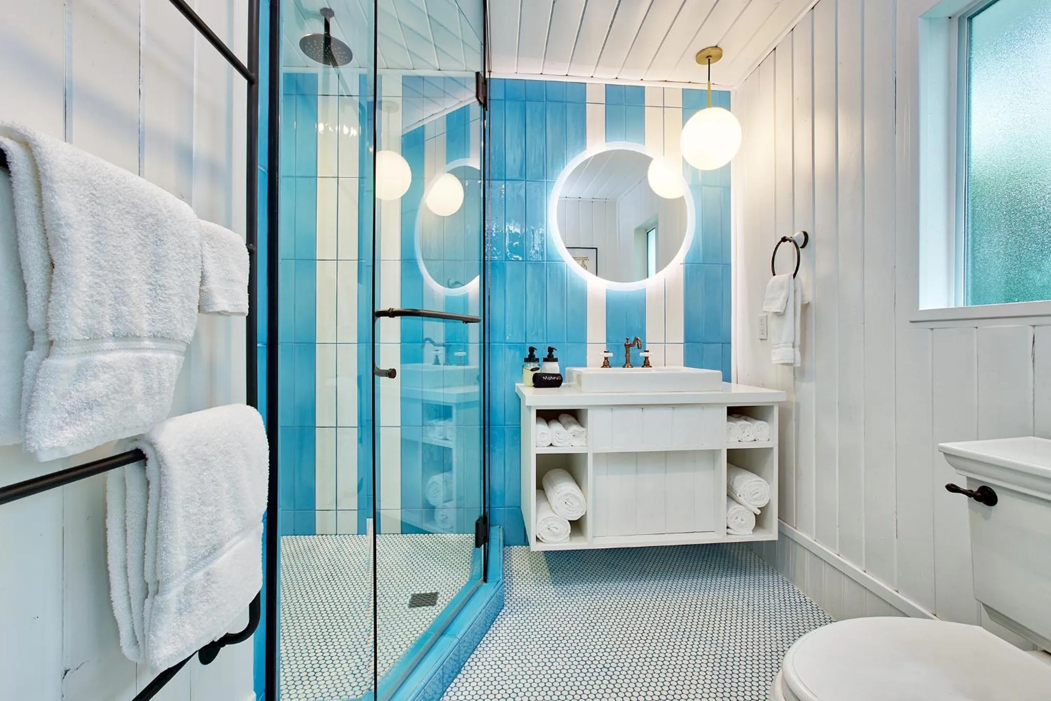 Shower in Dive Palm Springs