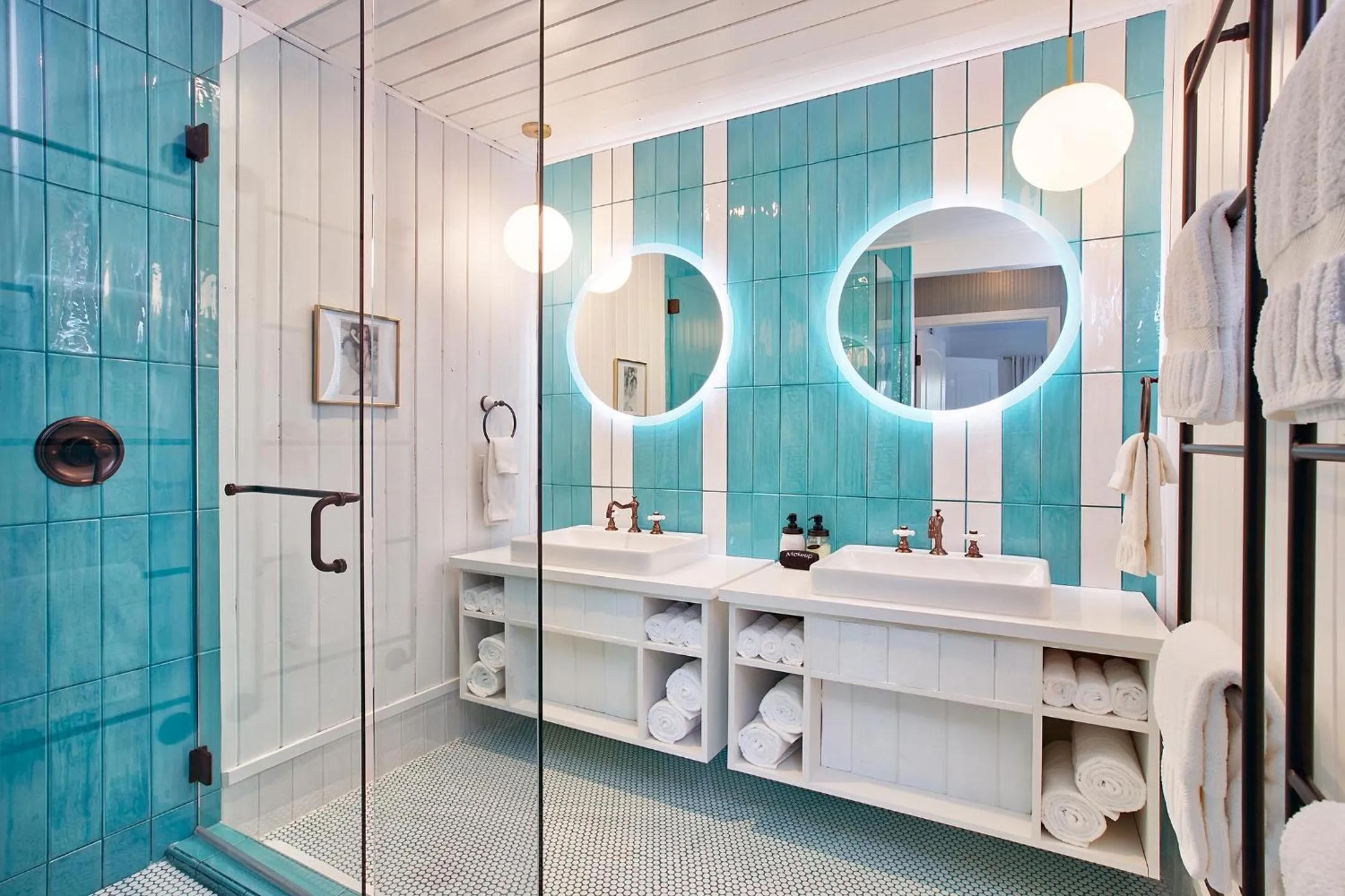 Bathroom in Dive Palm Springs