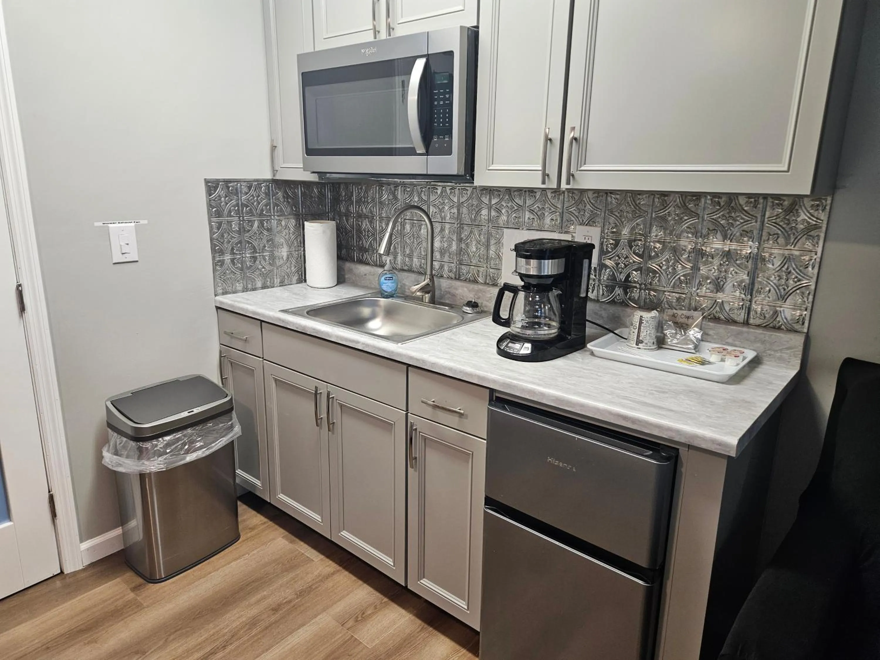 Liberty hill Executive Inn