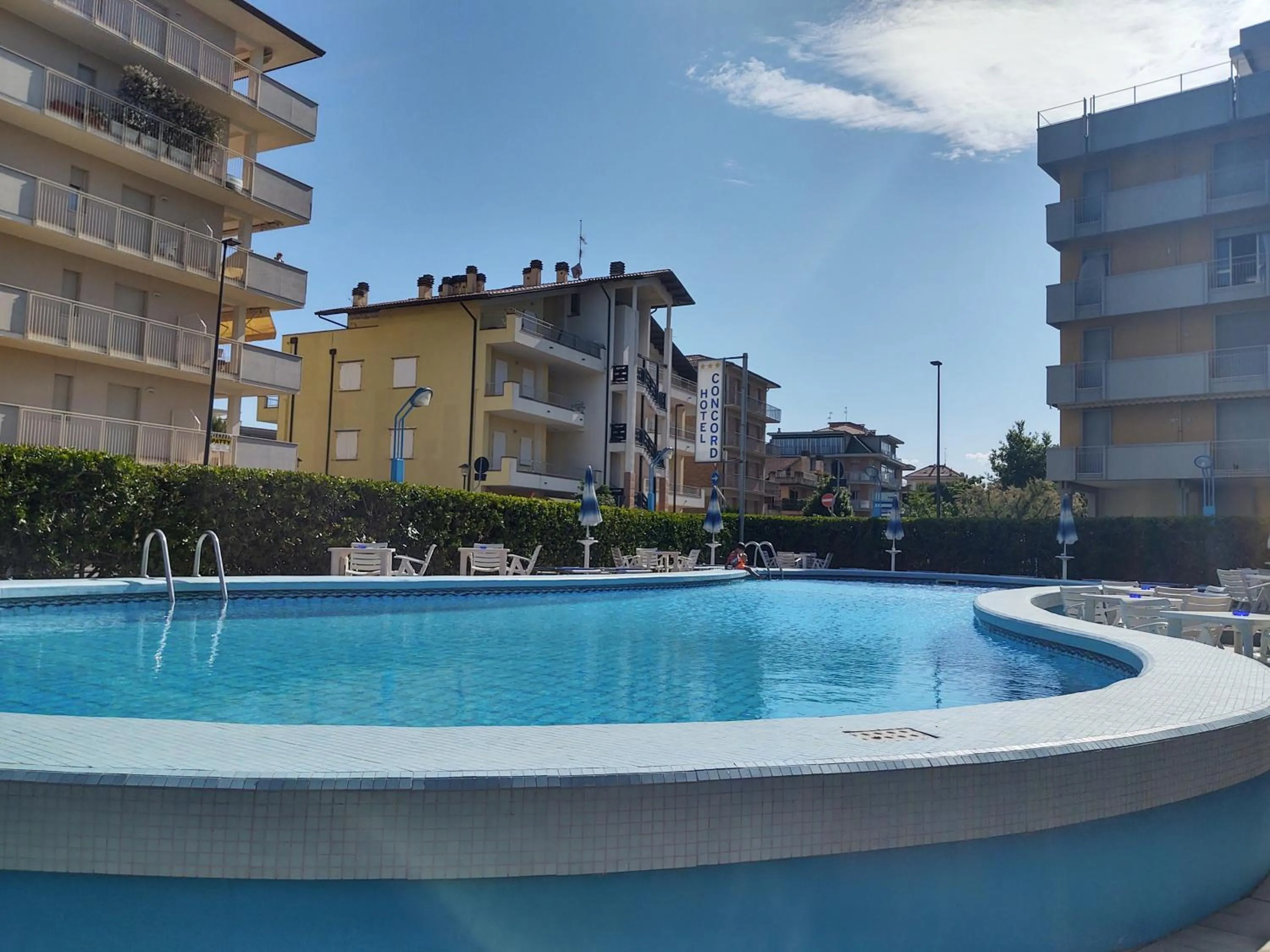 Swimming pool in Hotel Concord
