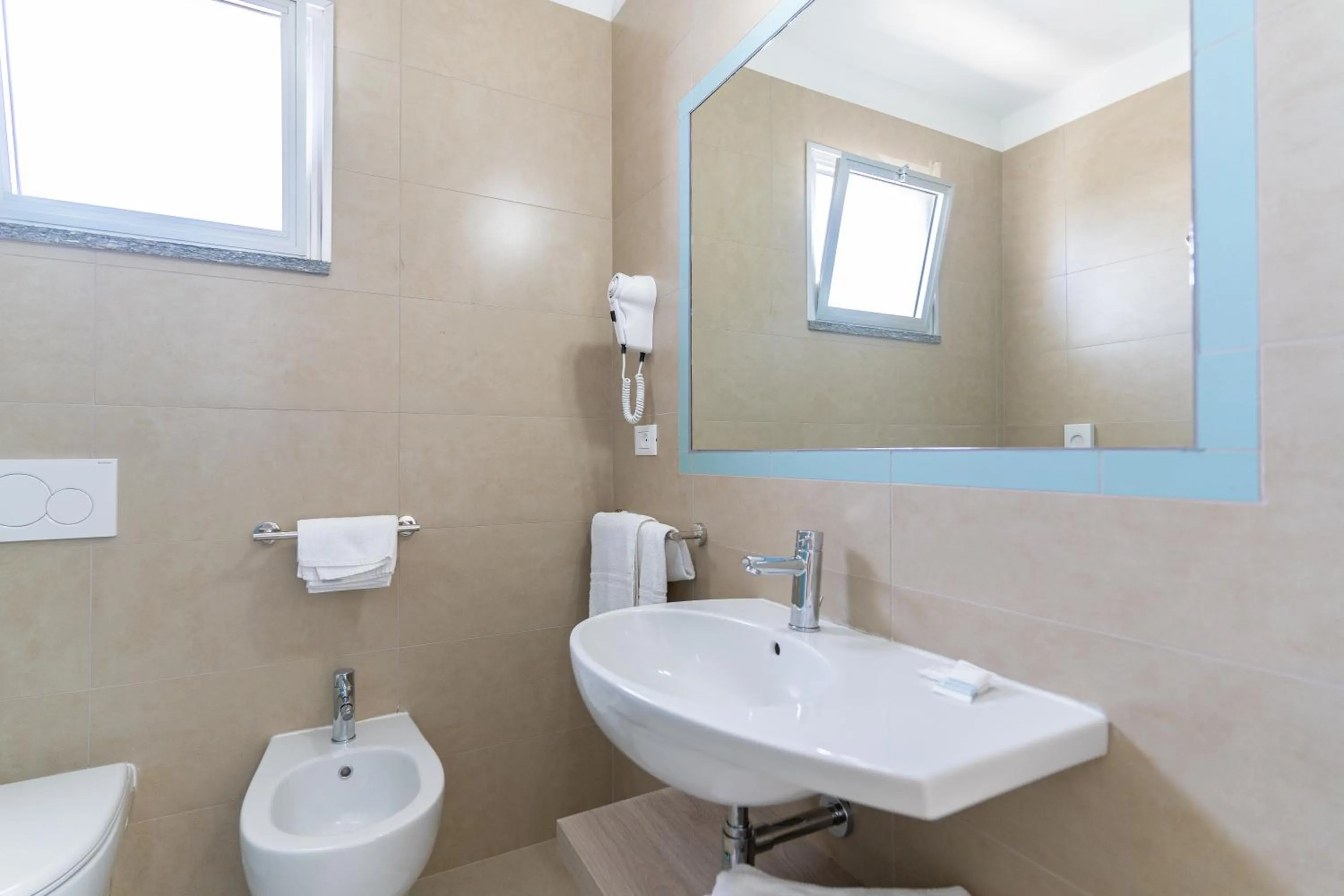 Bathroom in Hotel Concord