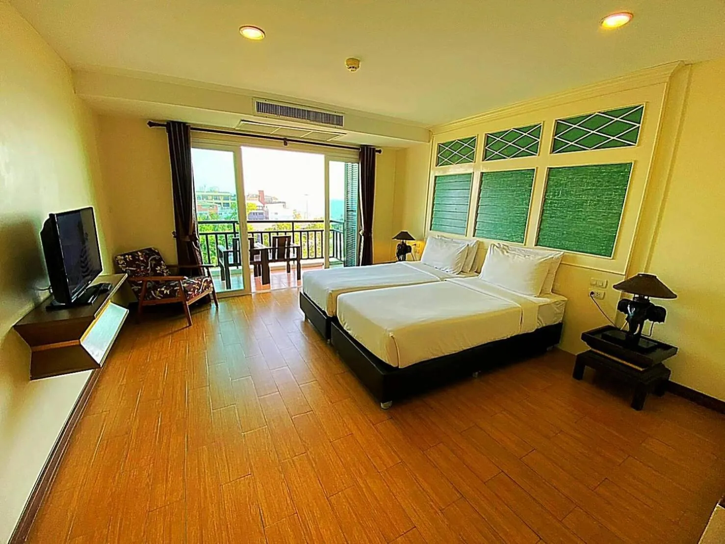 Bedroom, Bed in Royal Heritage Pavilion, Jomtien