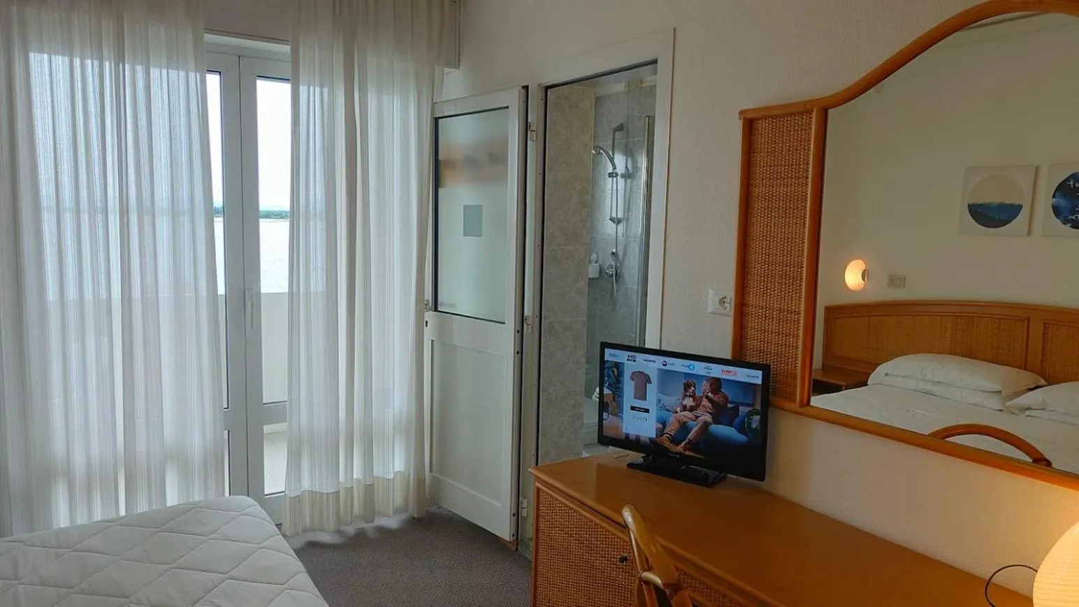 Bedroom in Hotel Capri