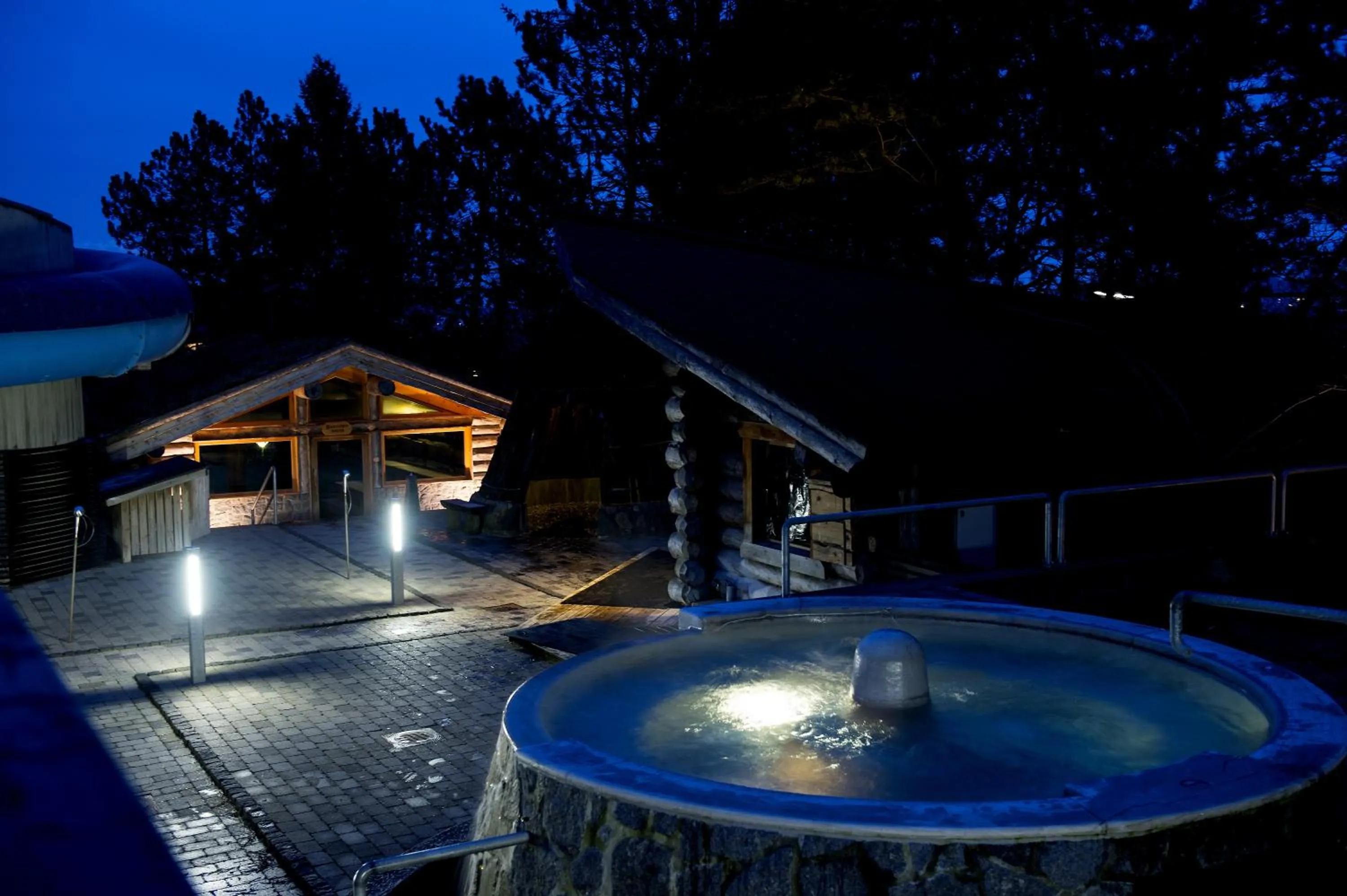 Hot Tub in Danhostel Nørresundby Skansen