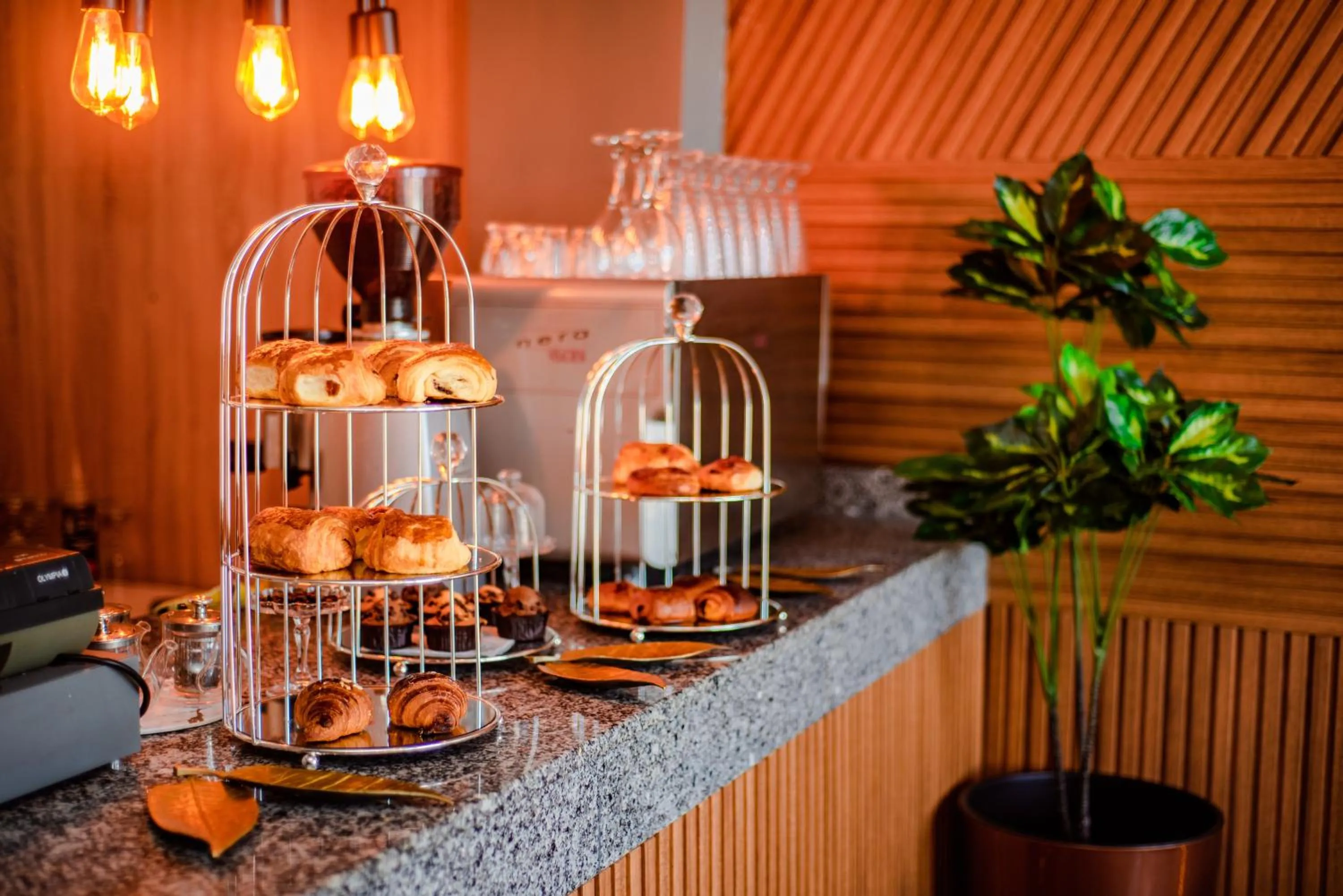 Restaurant/places to eat in Hotel Vents Des Iles