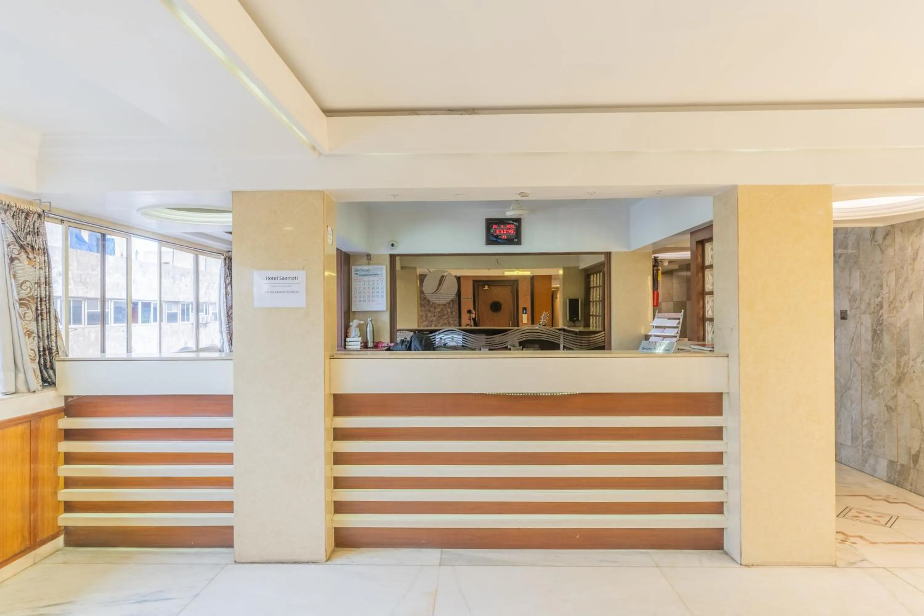 Lobby or reception in Hotel Sanmati