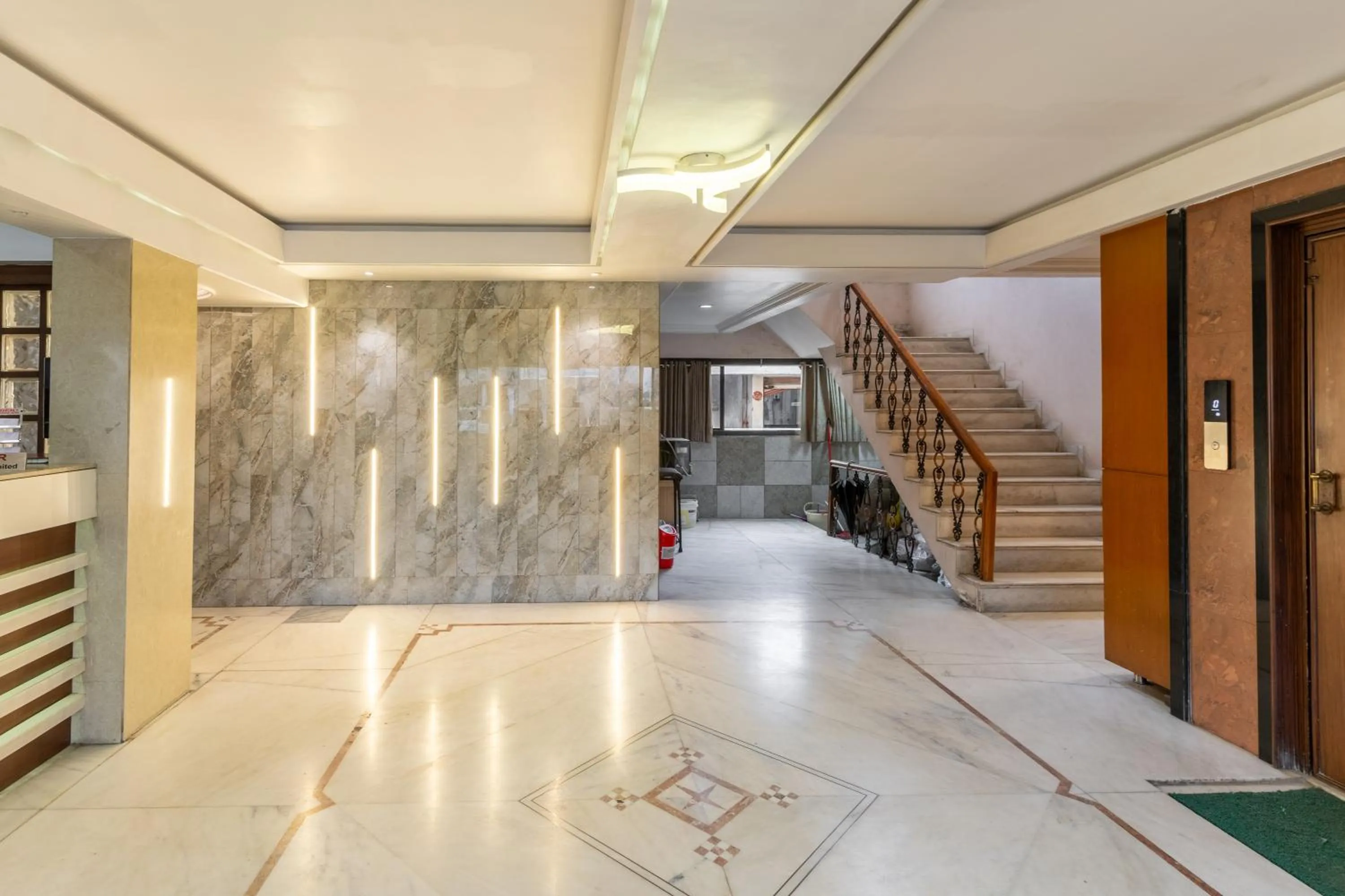 Lobby or reception in Hotel Sanmati