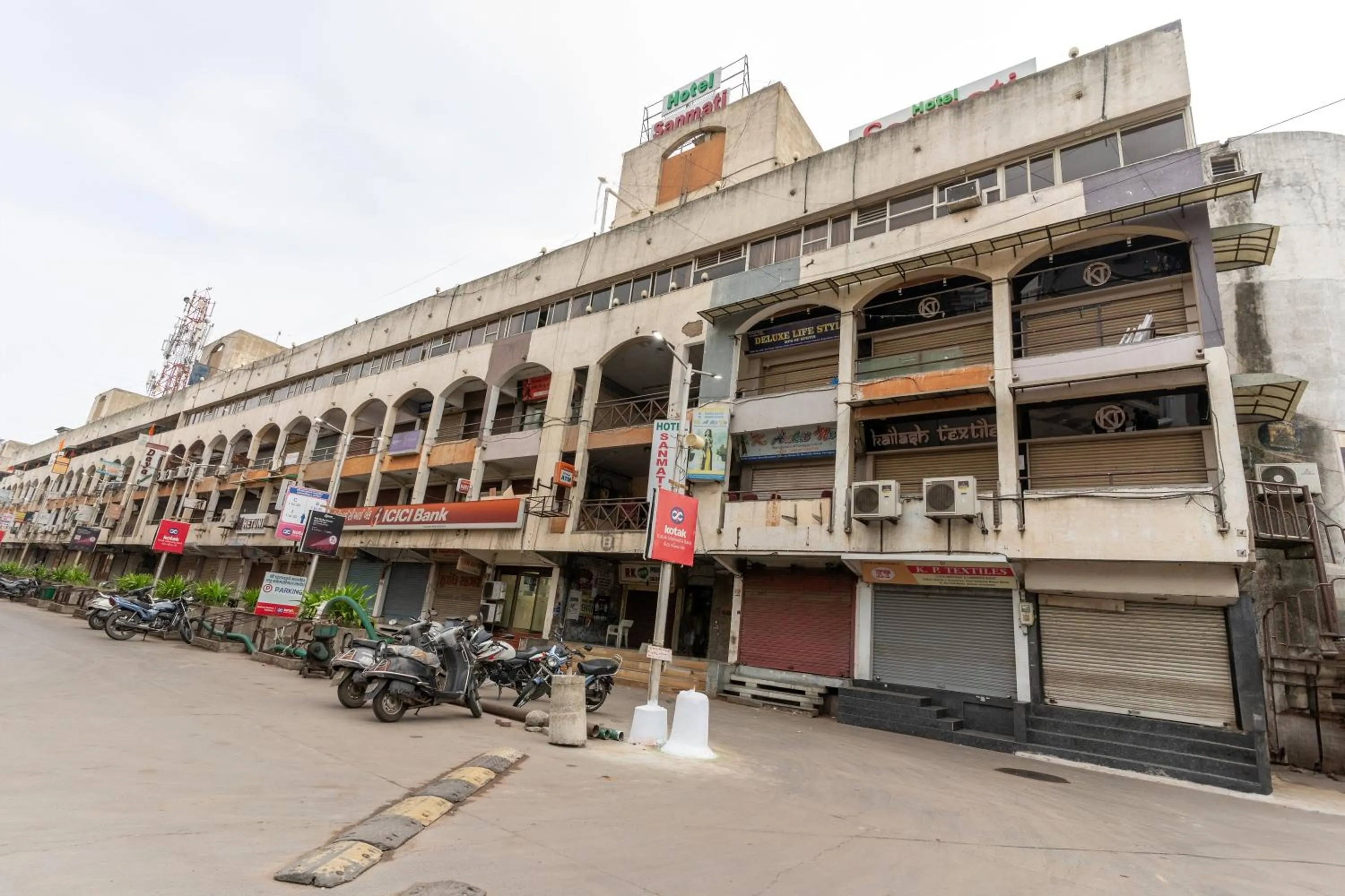 Property building in Hotel Sanmati