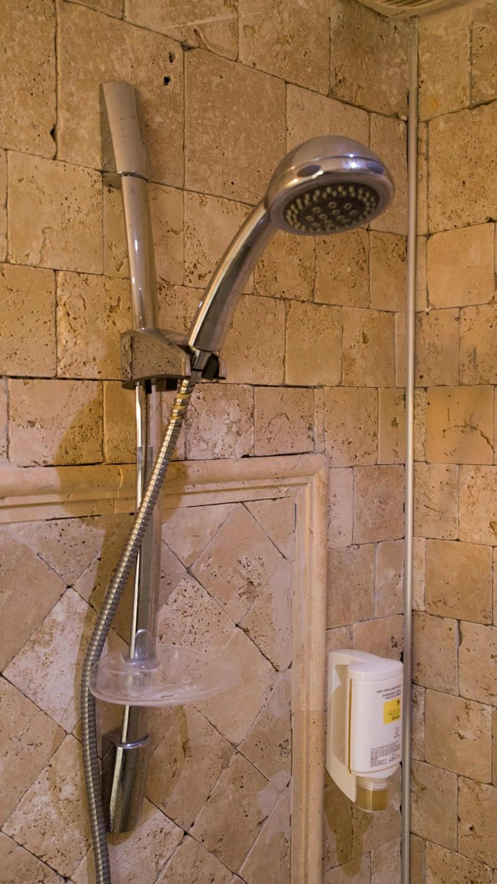Shower in Alacati Sardunya Hotel