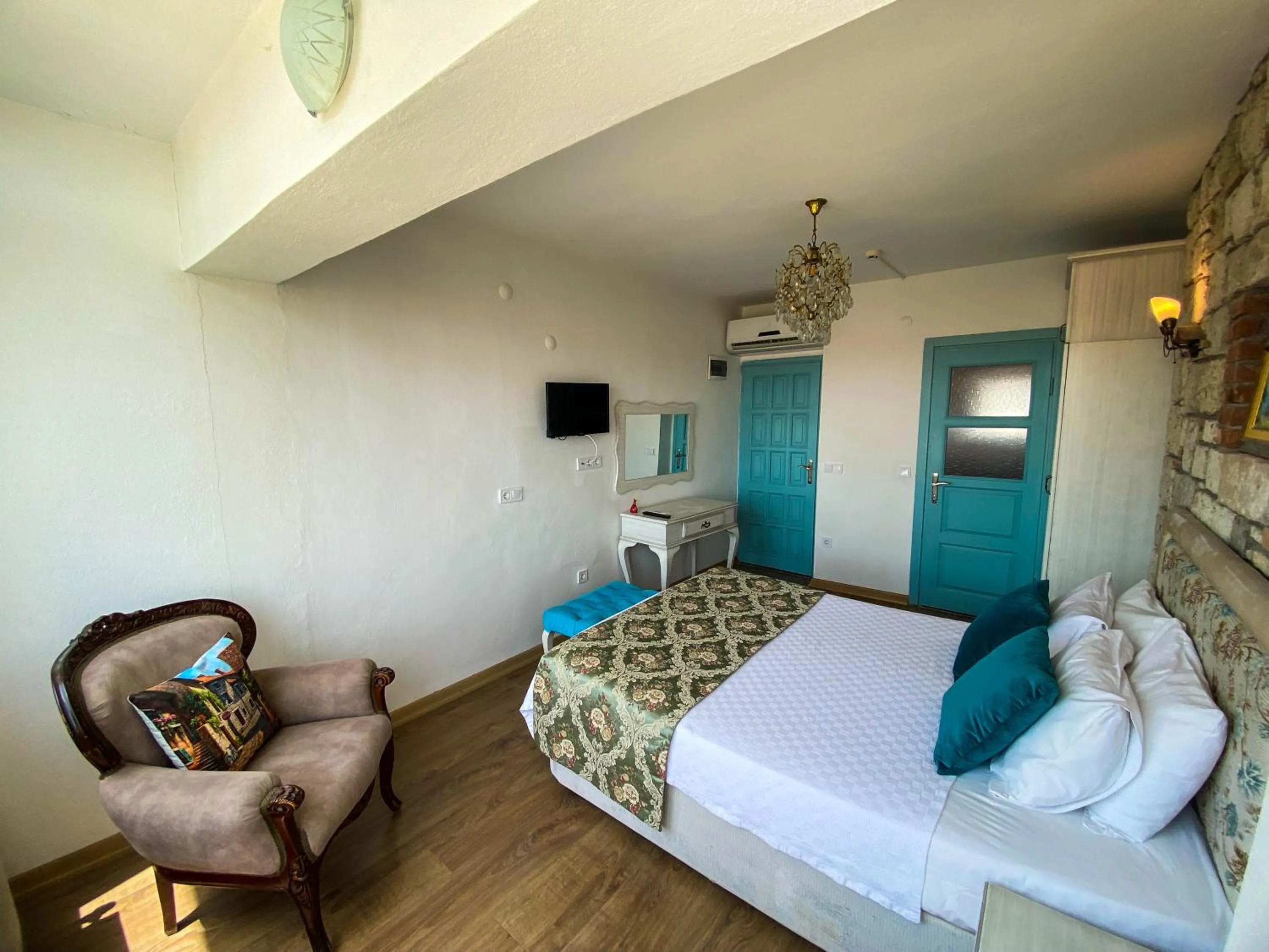 Alacati Sardunya Hotel