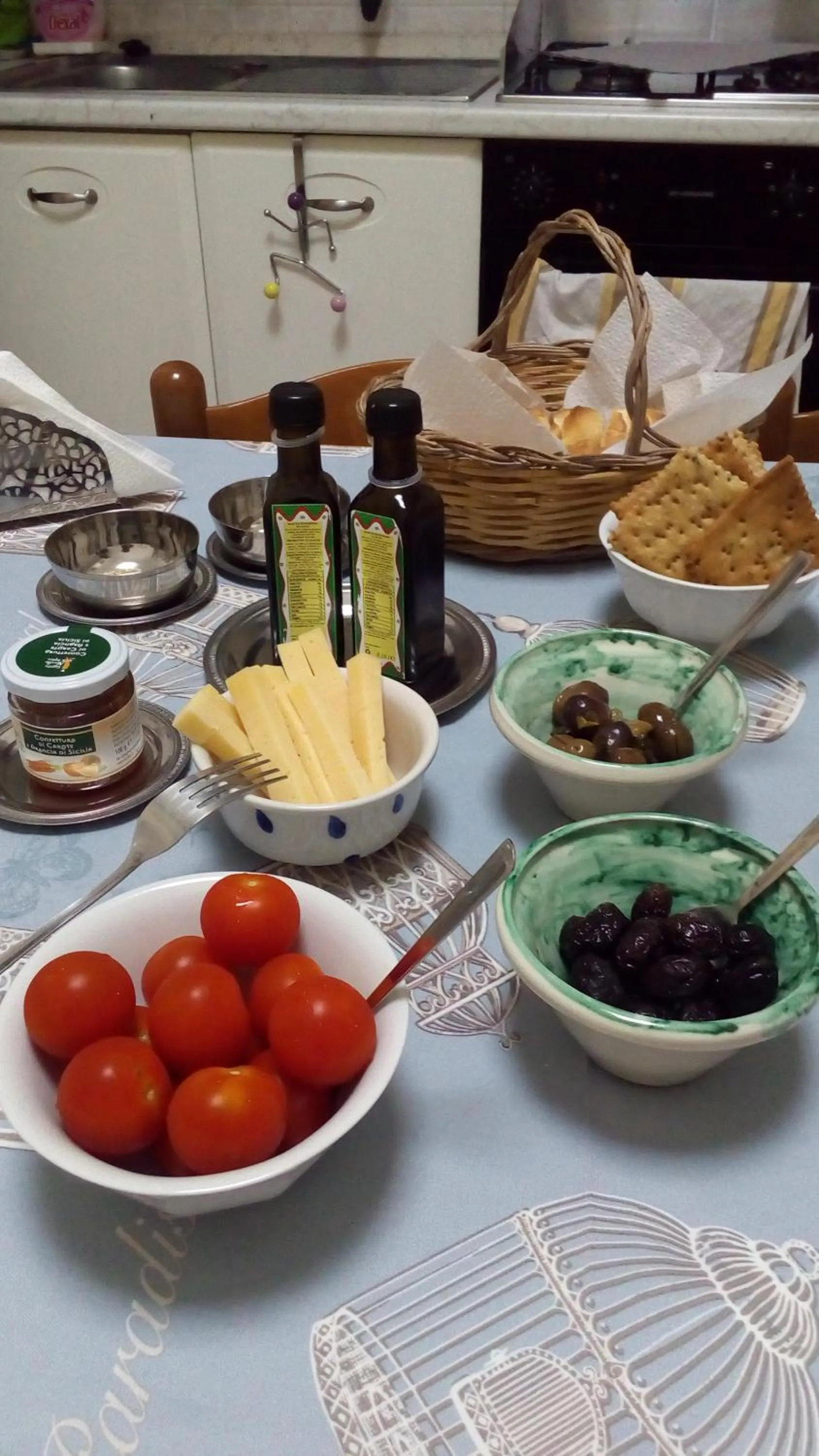 Breakfast in Elianthos B&B