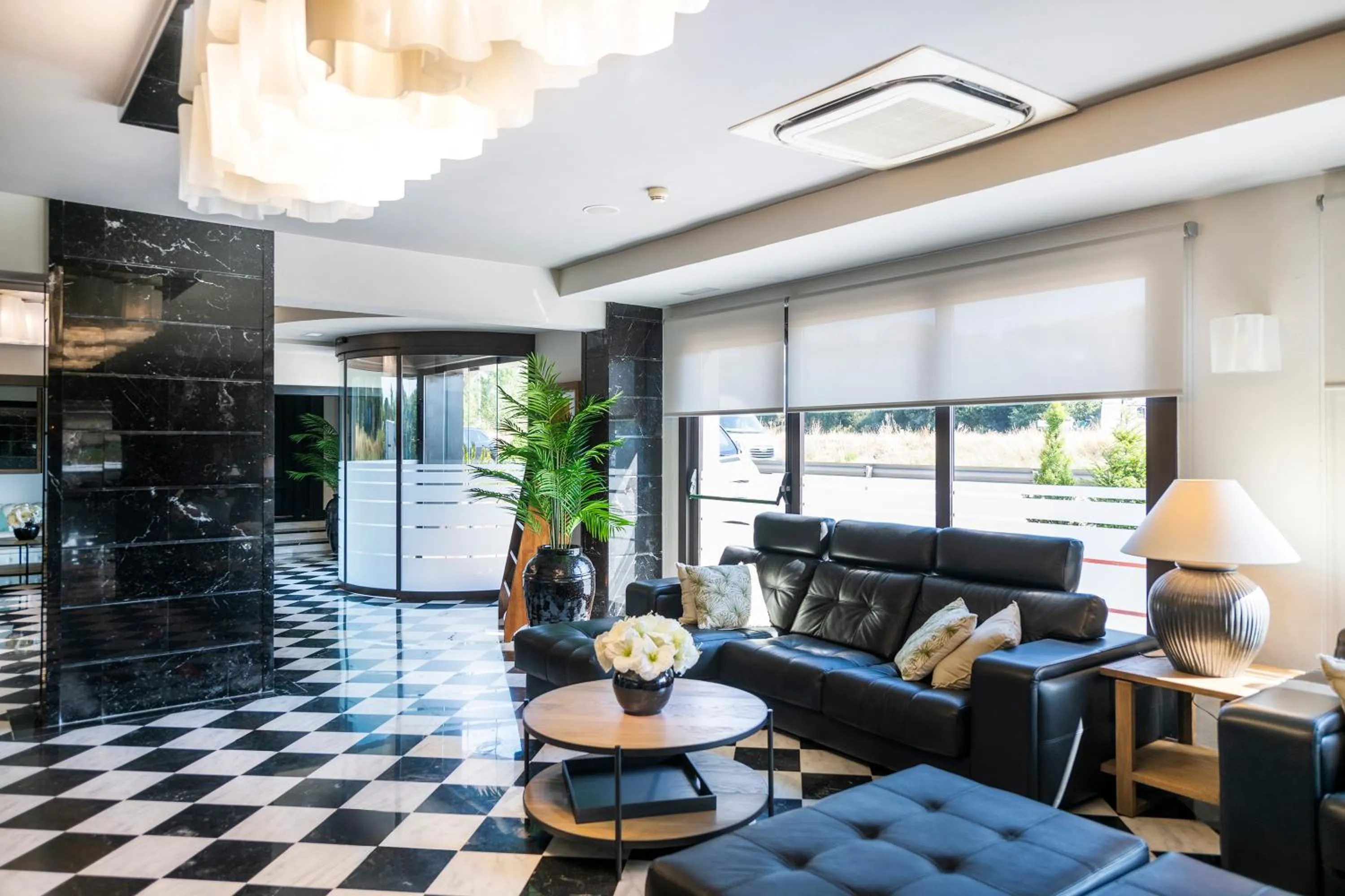 Lobby or reception in Salles Hotel Aeroport de Girona