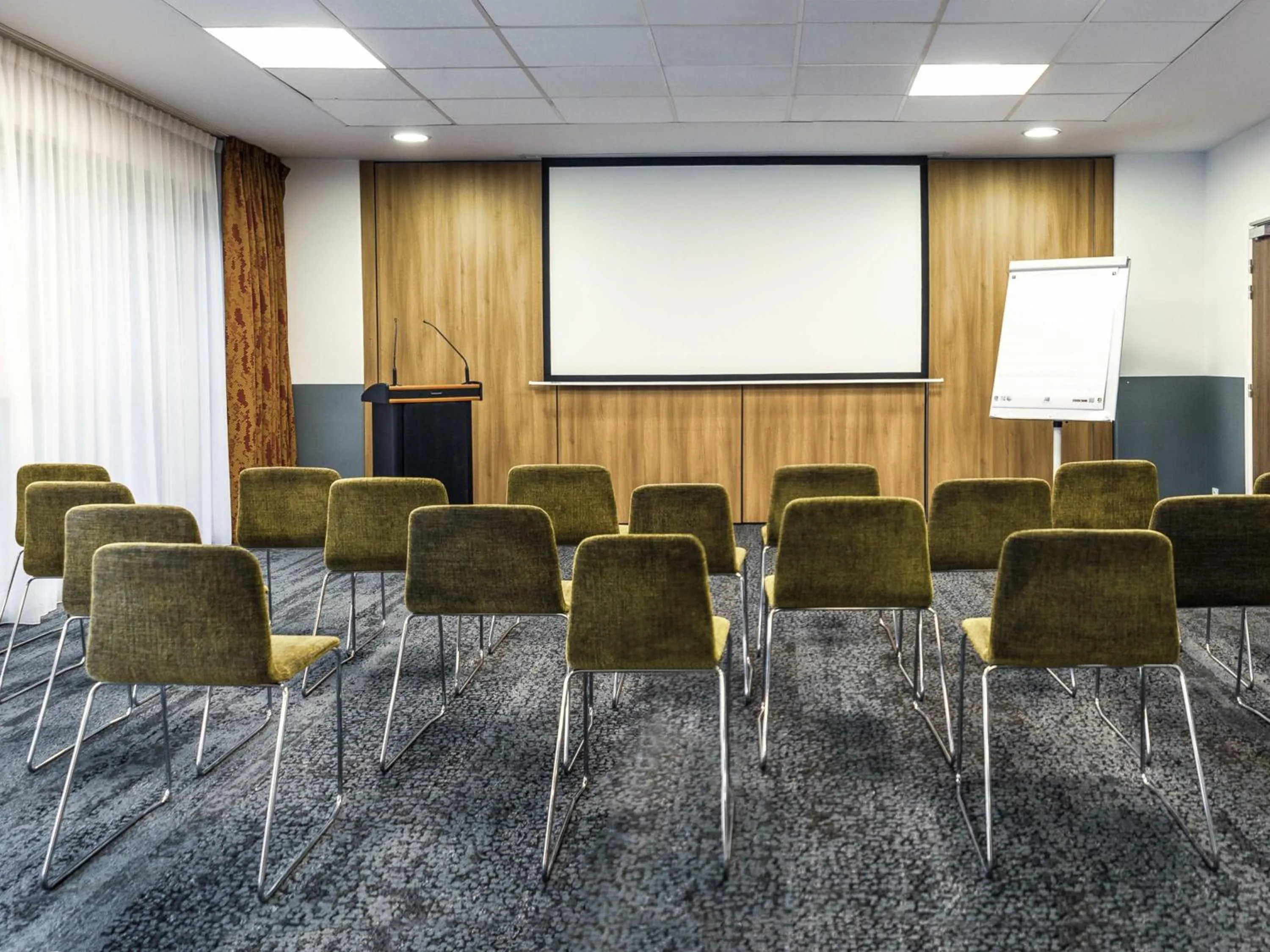 Meeting/conference room in Mercure Belfort Centre