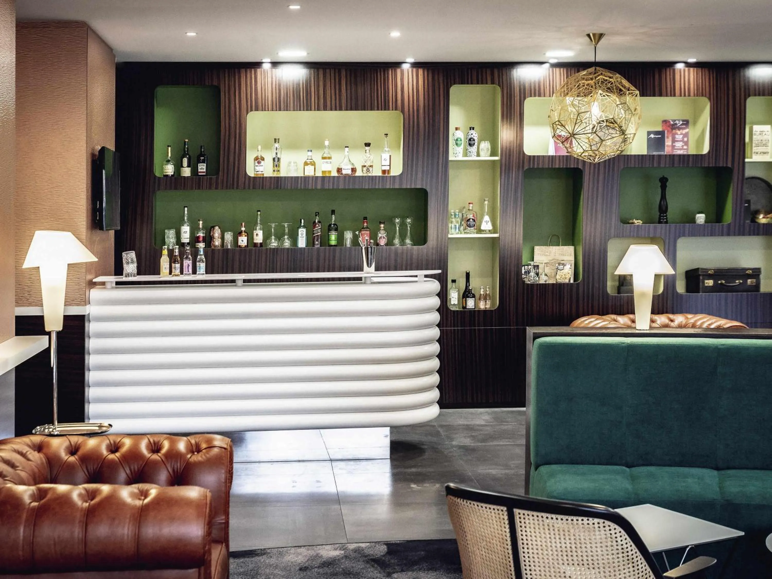 Lounge or bar in Mercure Belfort Centre