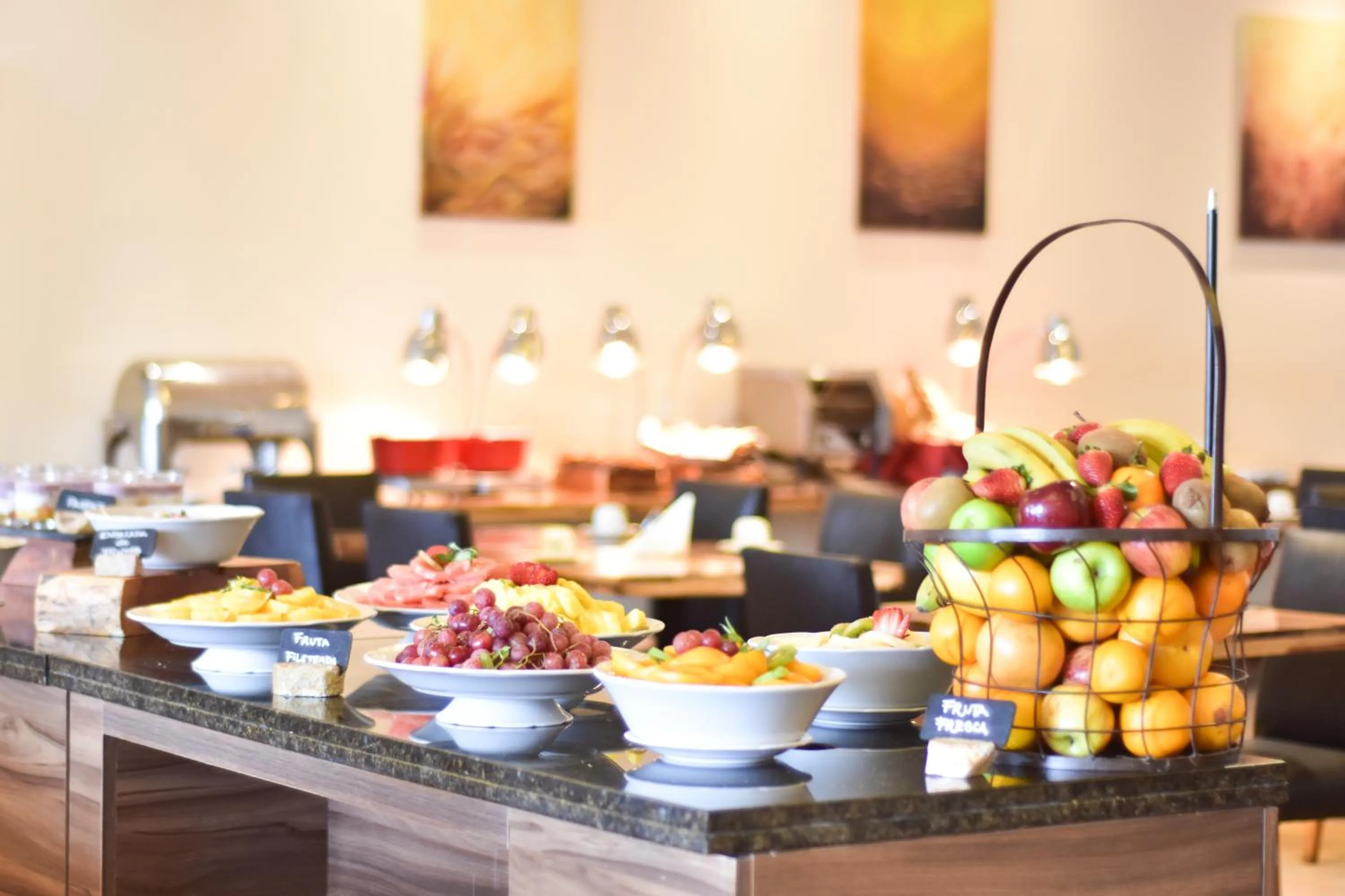 Breakfast in Huinid Pioneros Aparts