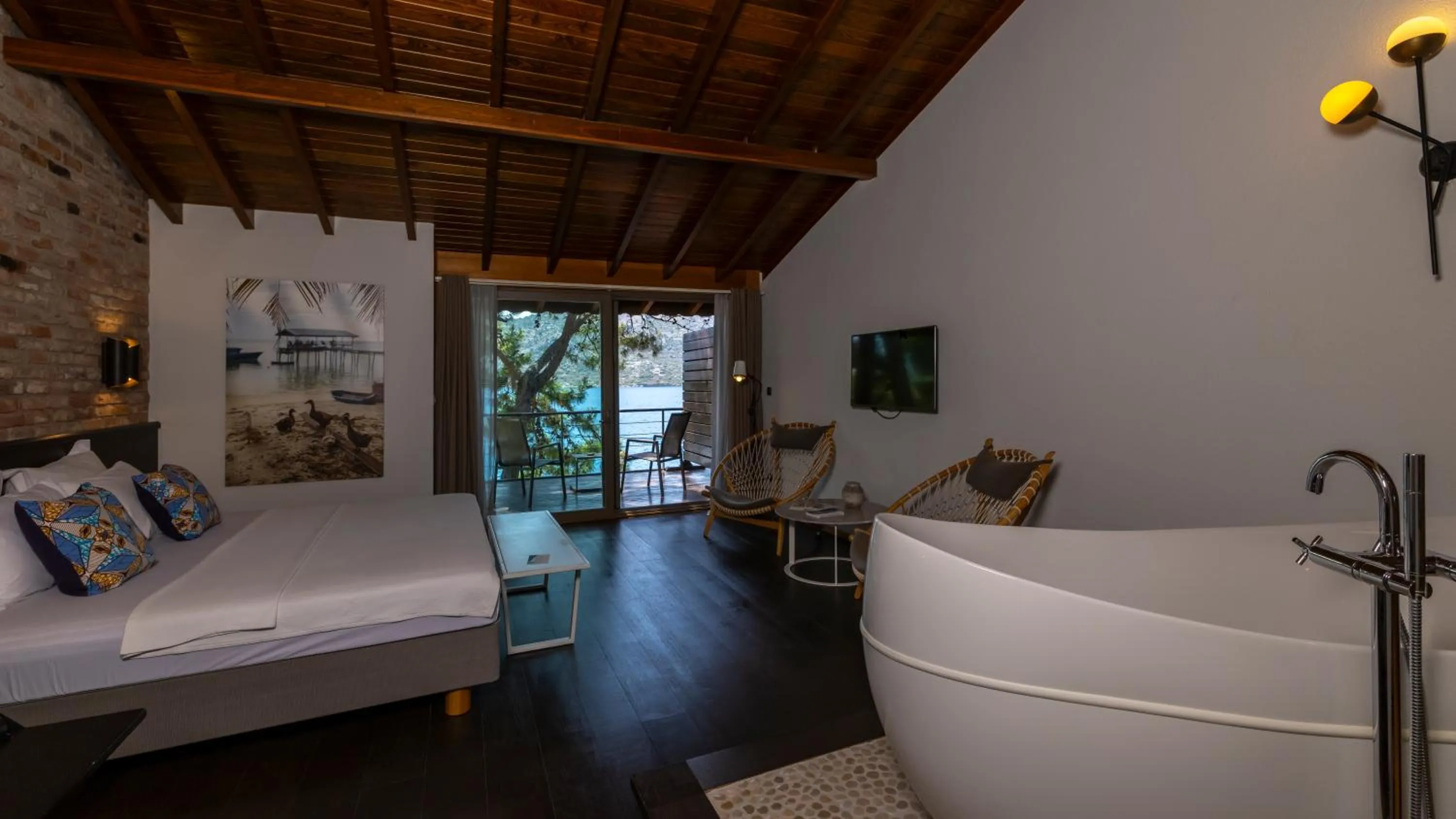 Bed in Miamai Boutique Hotel - Adult Only