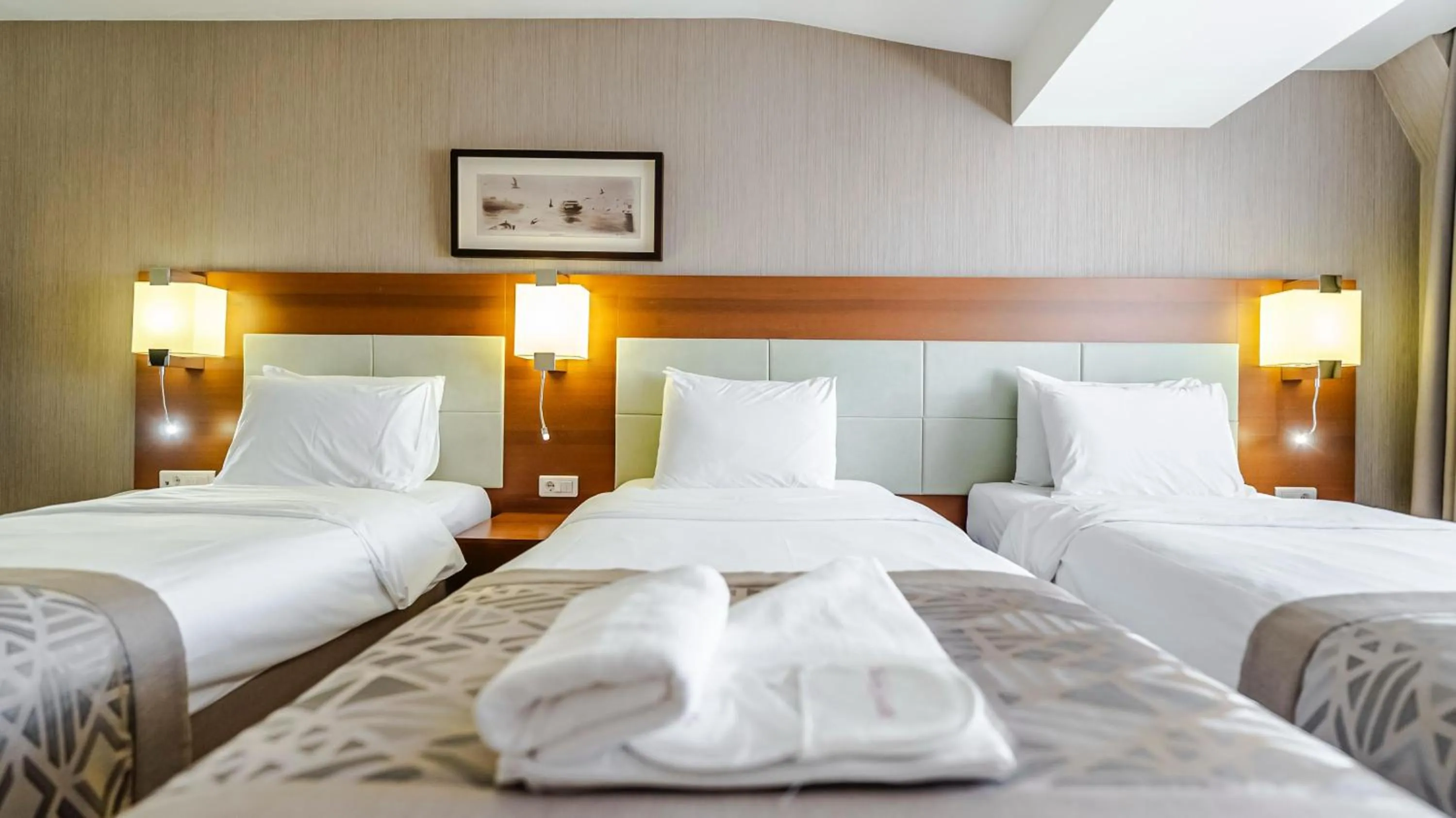 Bed in Kent Hotel Beyazıt