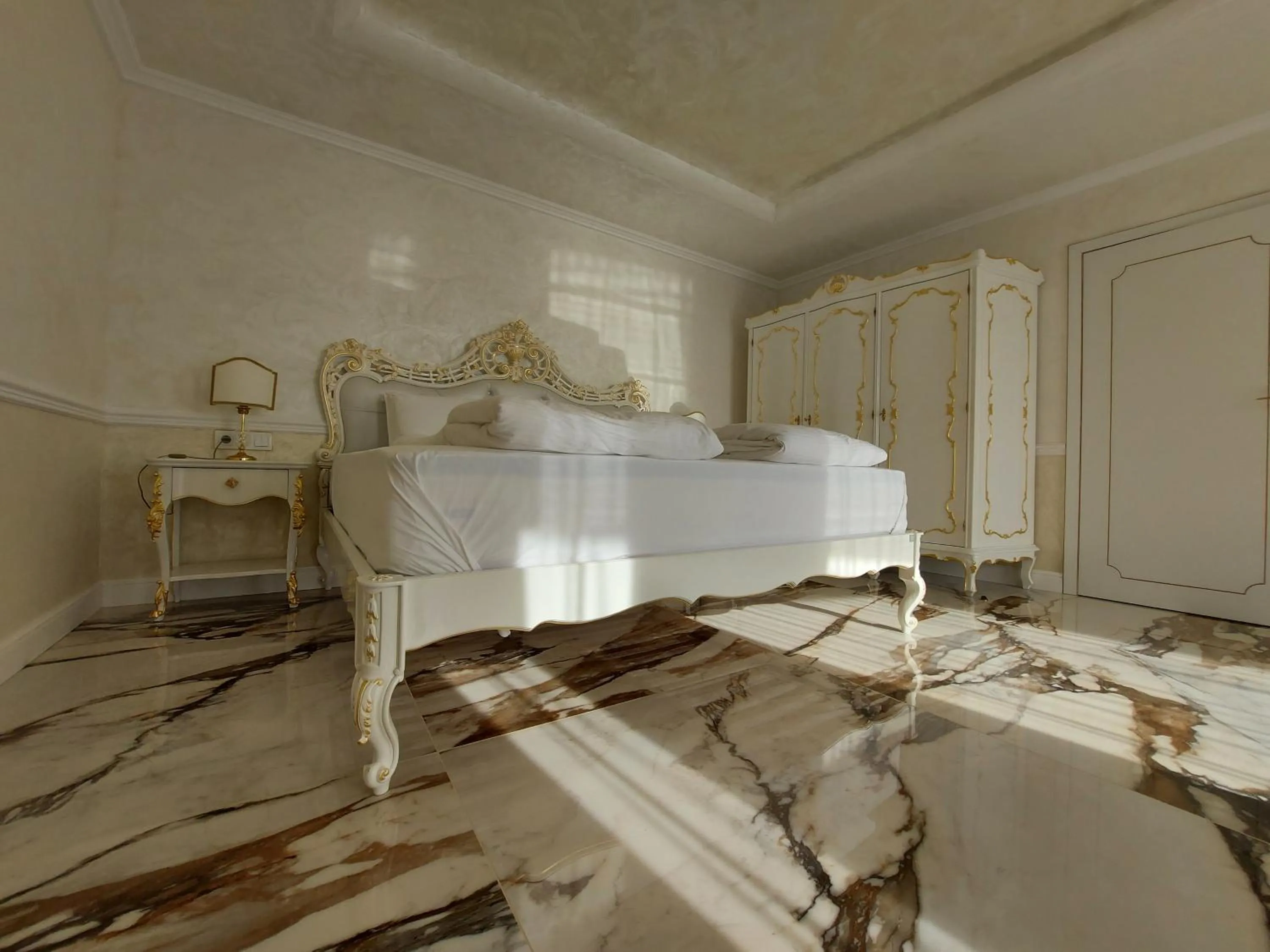 Bed in Art Complex Anel