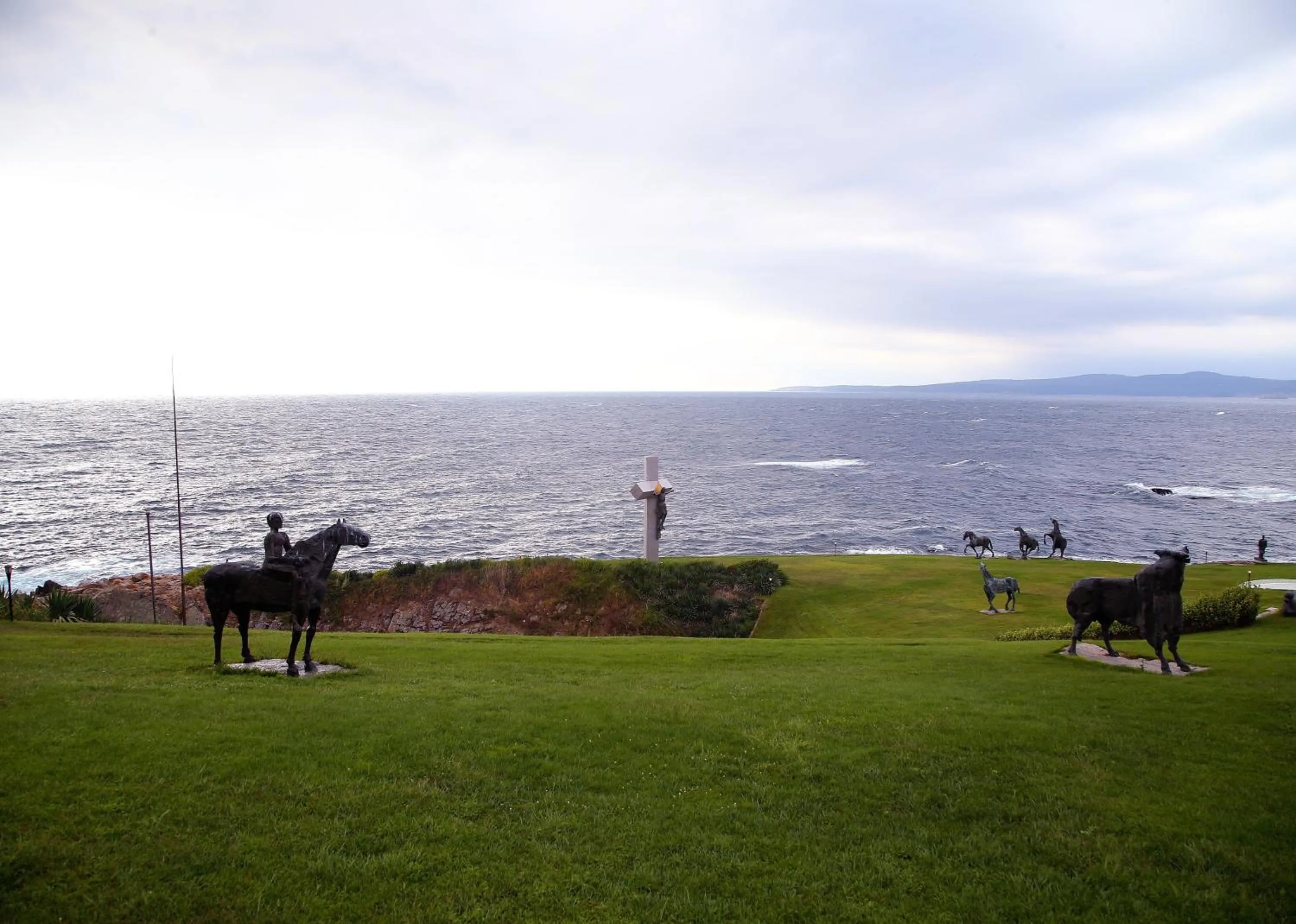 Nearby landmark in Art Complex Anel