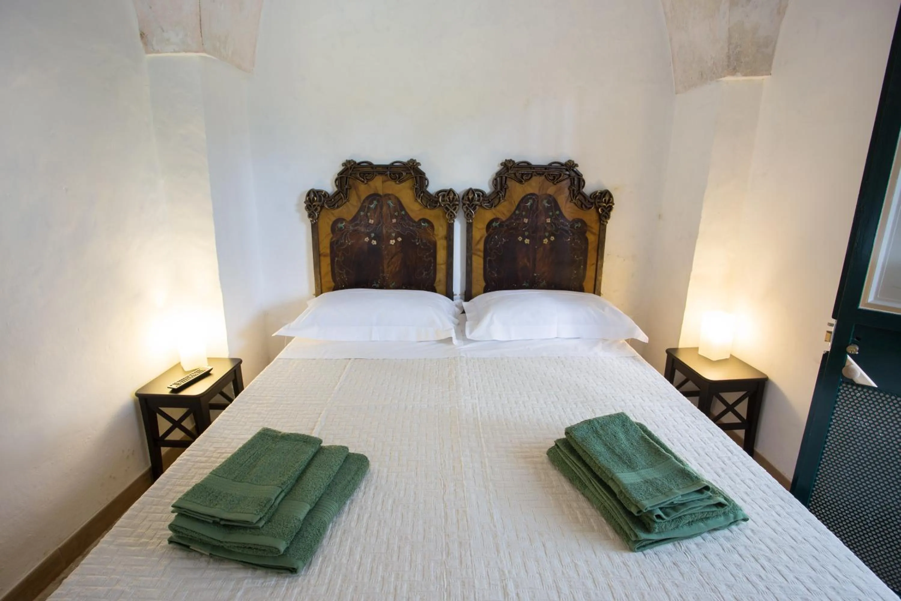 Photo of the whole room, Bed in Giardino Nascosto