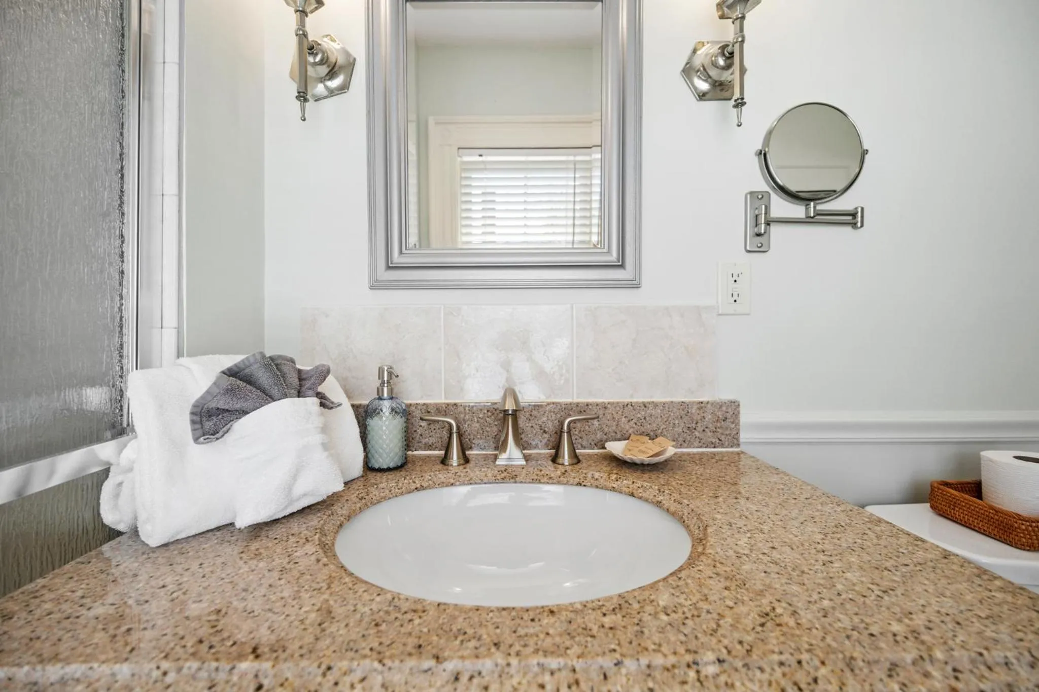Bathroom in Hartstone Inn