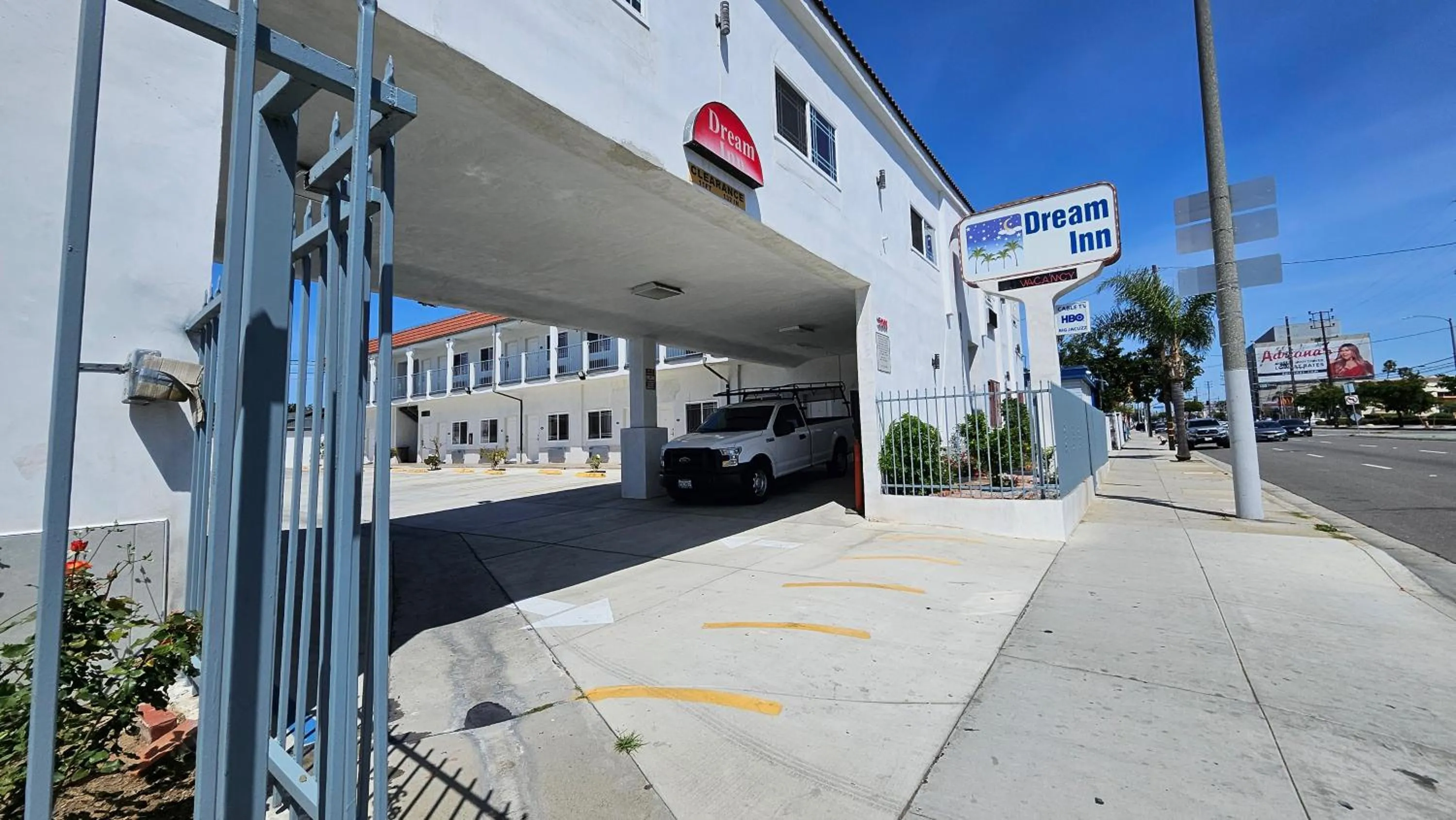 Property building in Dream Inn